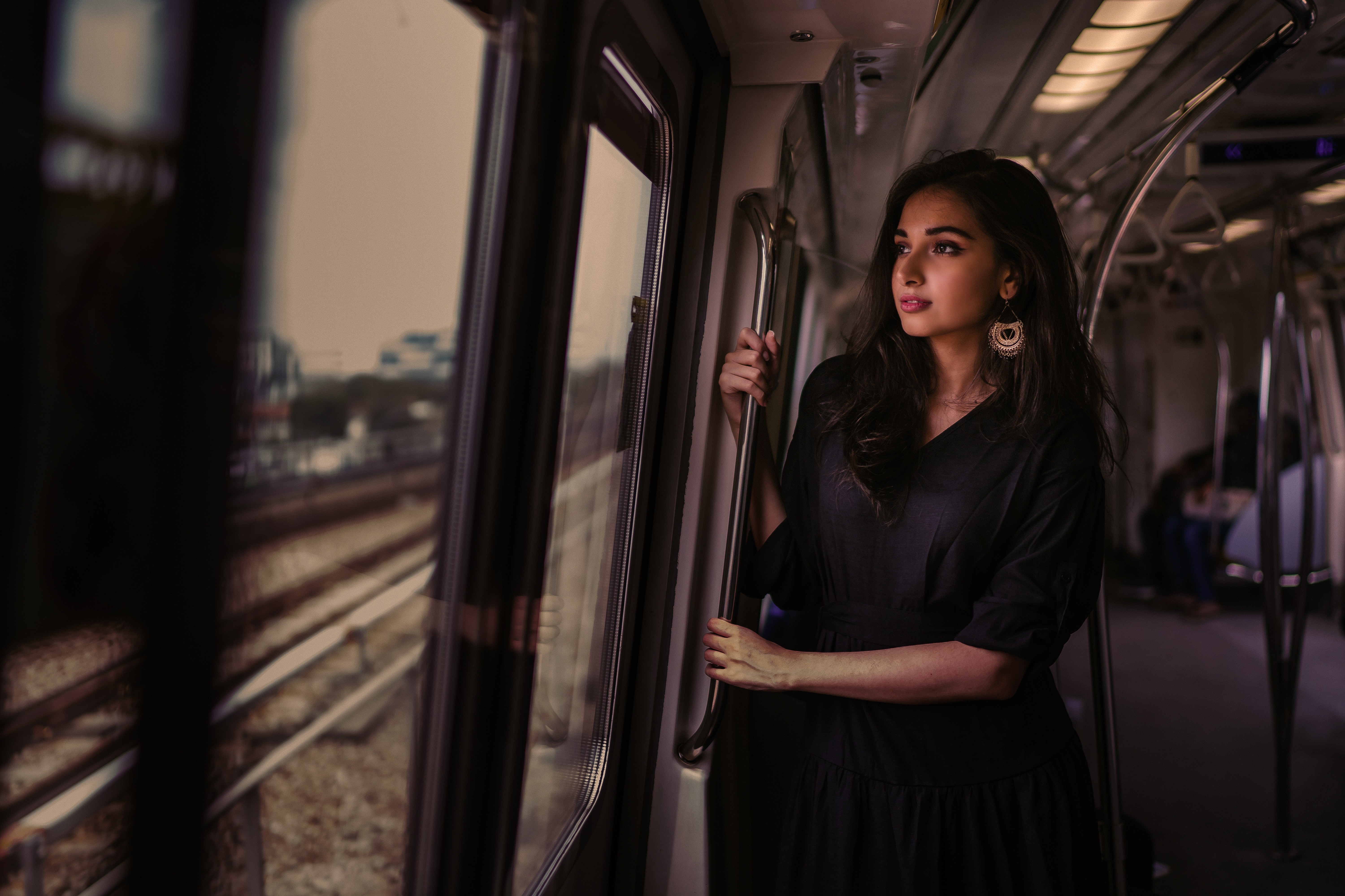 girls, model, hd, 4k, 5k, black dress, train, HD Wallpaper
