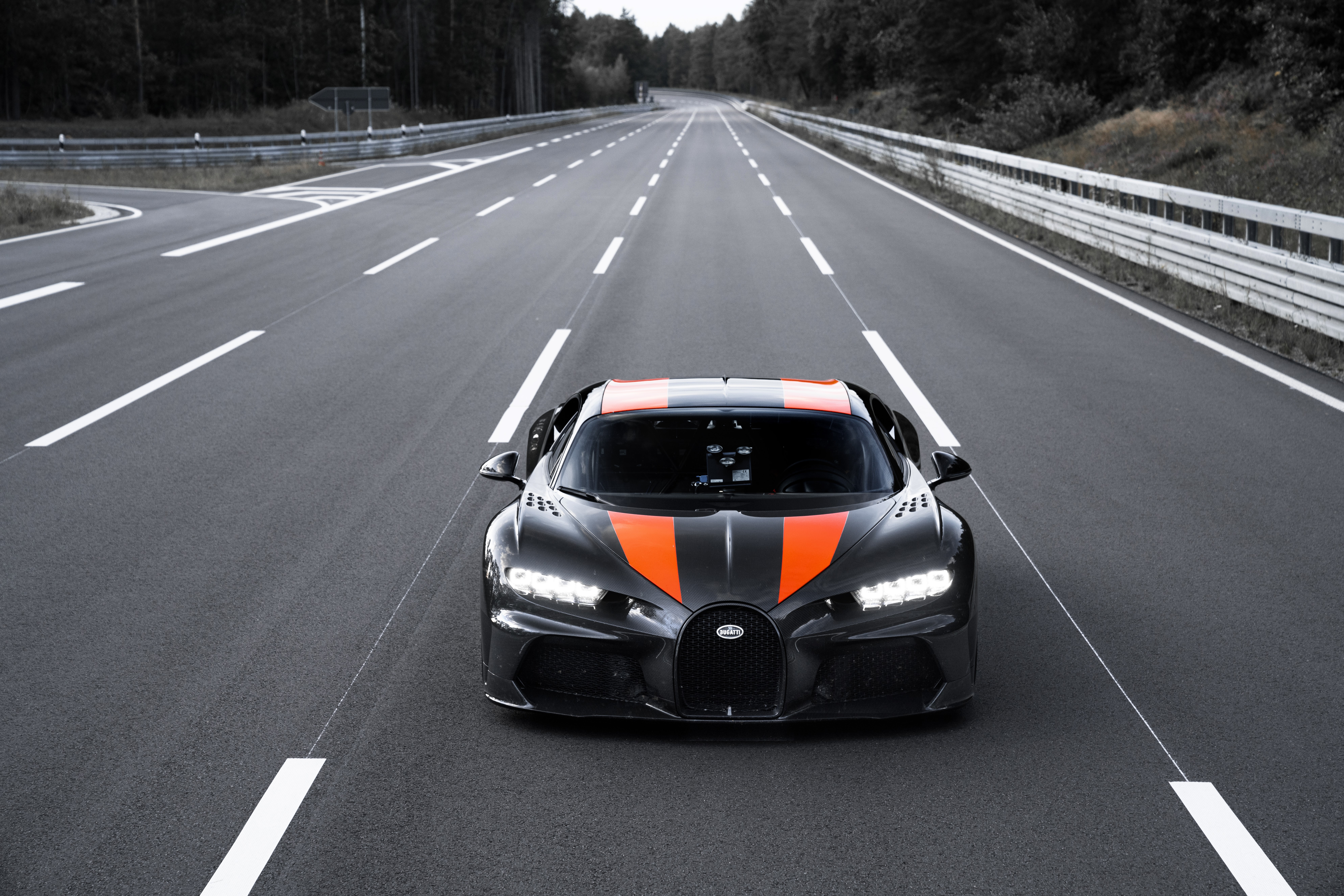 bugatti chiron, bugatti, 2019 cars, 4k, hd, cars, 5k, 8k, HD Wallpaper