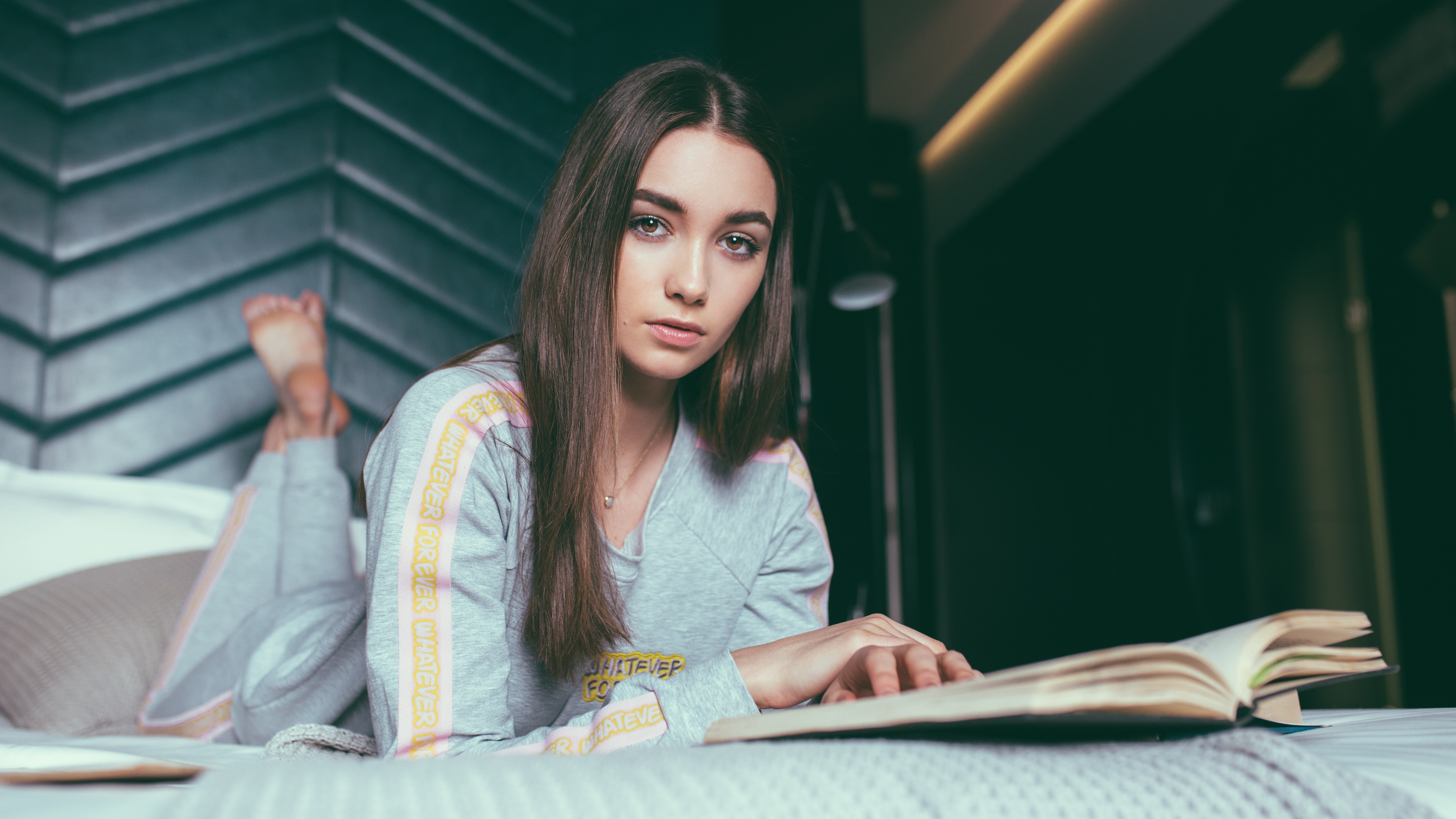 girls, model, book, hd, 4k, 5k, HD Wallpaper
