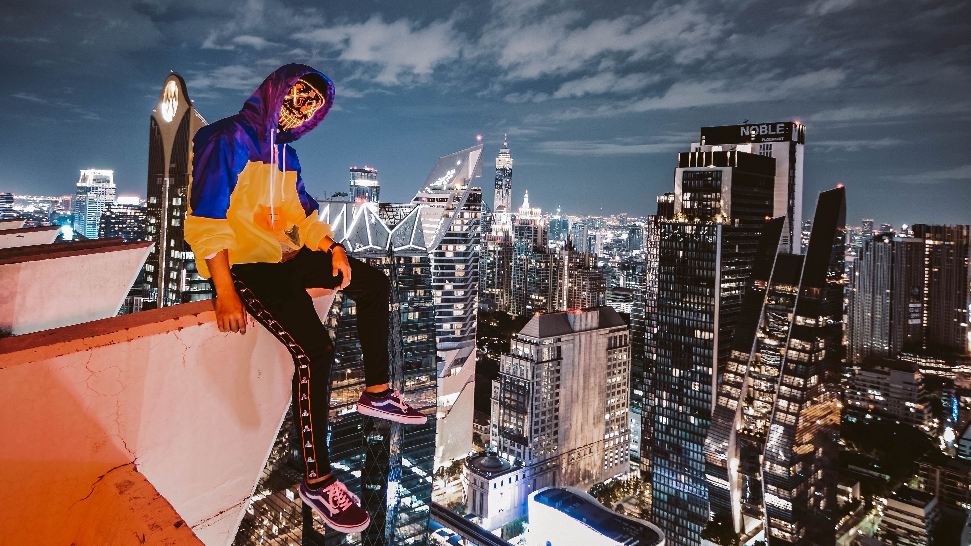 man, roof, buildings, city, overview, 4k, HD Wallpaper