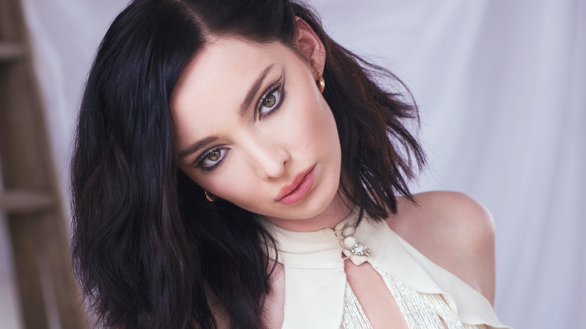 emma dumont, celebrities, girls, hd, HD Wallpaper