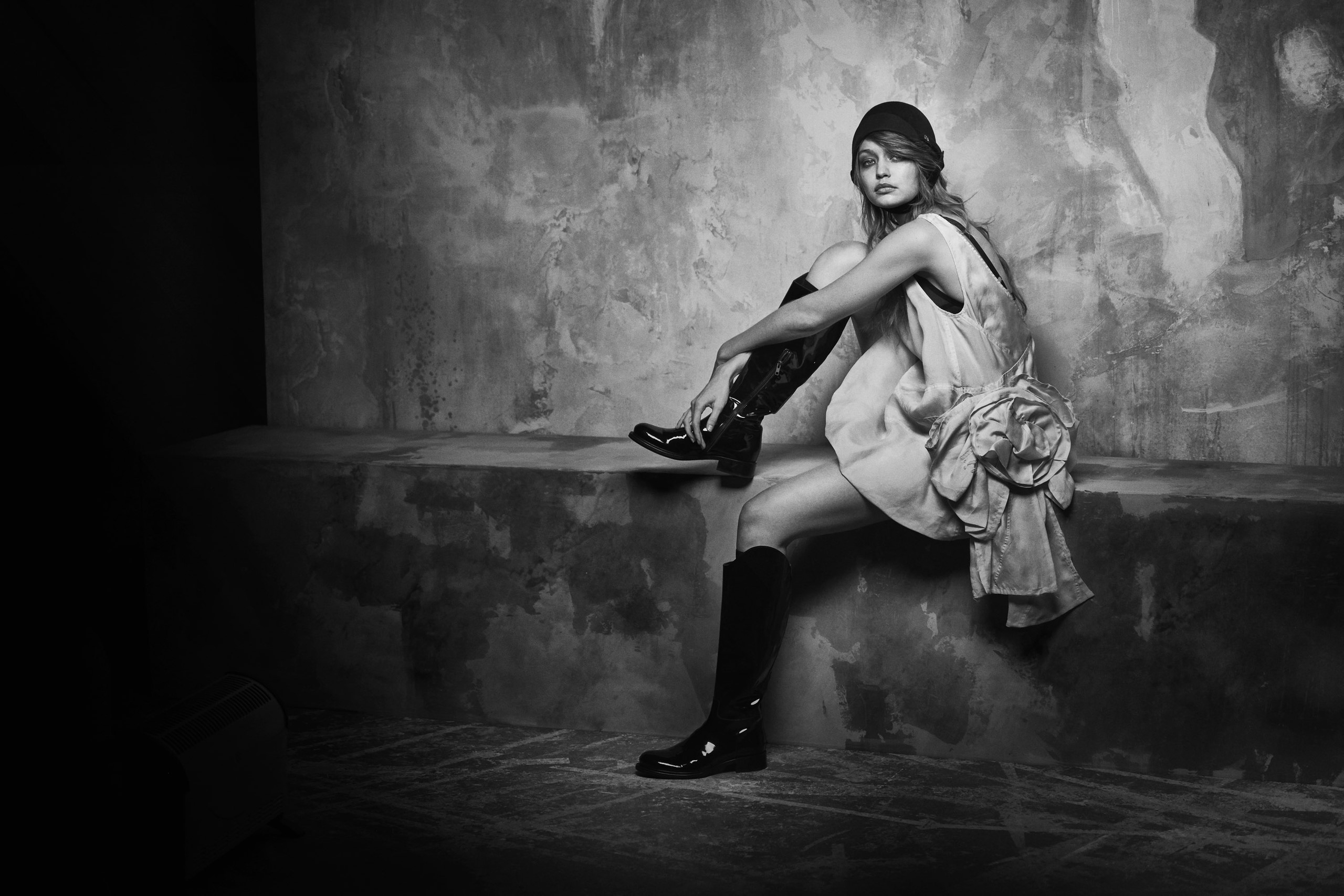 gigi hadid, celebrities, girls, hd, monochrome, black and white, HD Wallpaper