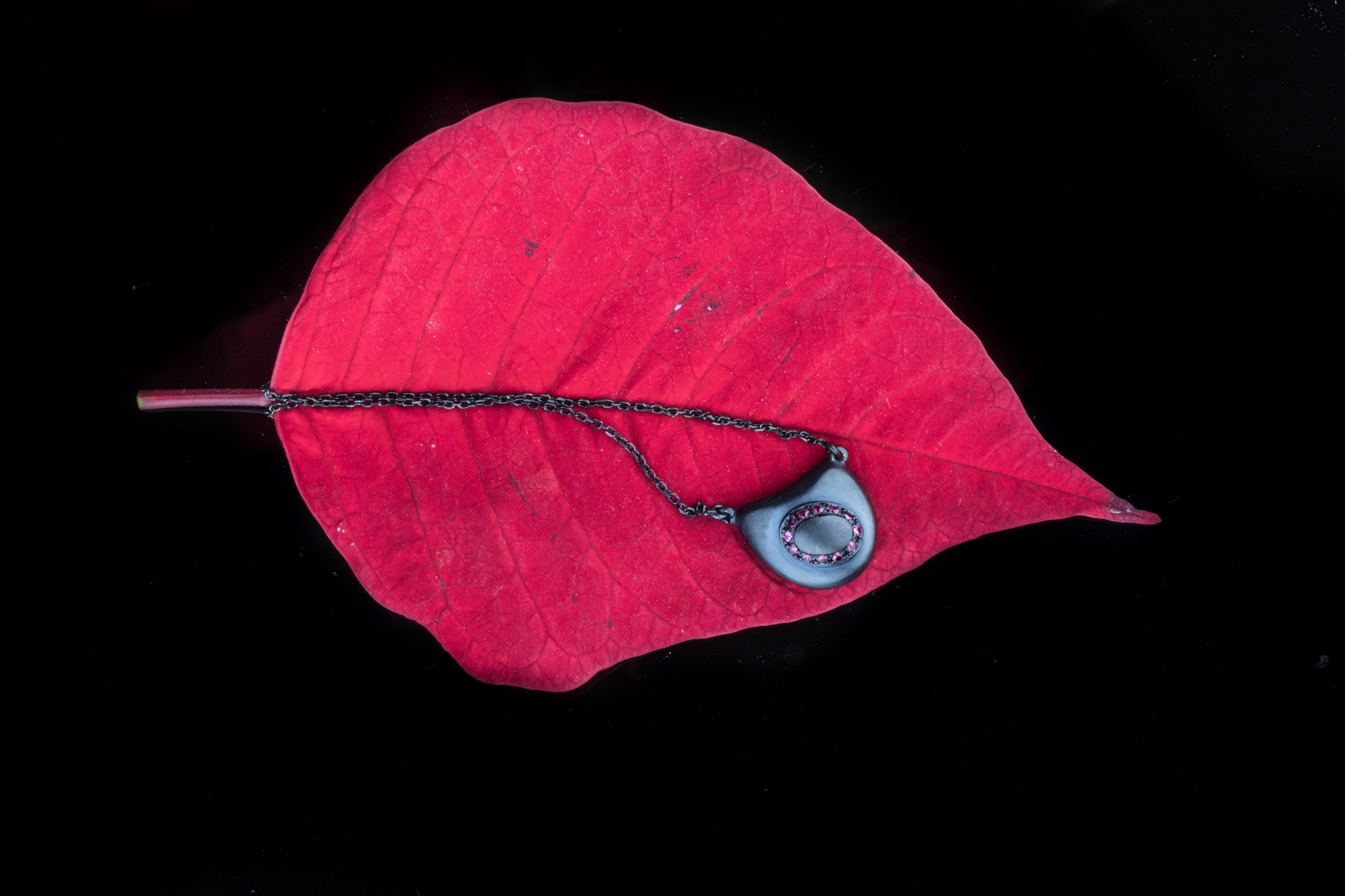 leaf, oled, photography, dark, black, hd, 4k, 5k, HD Wallpaper