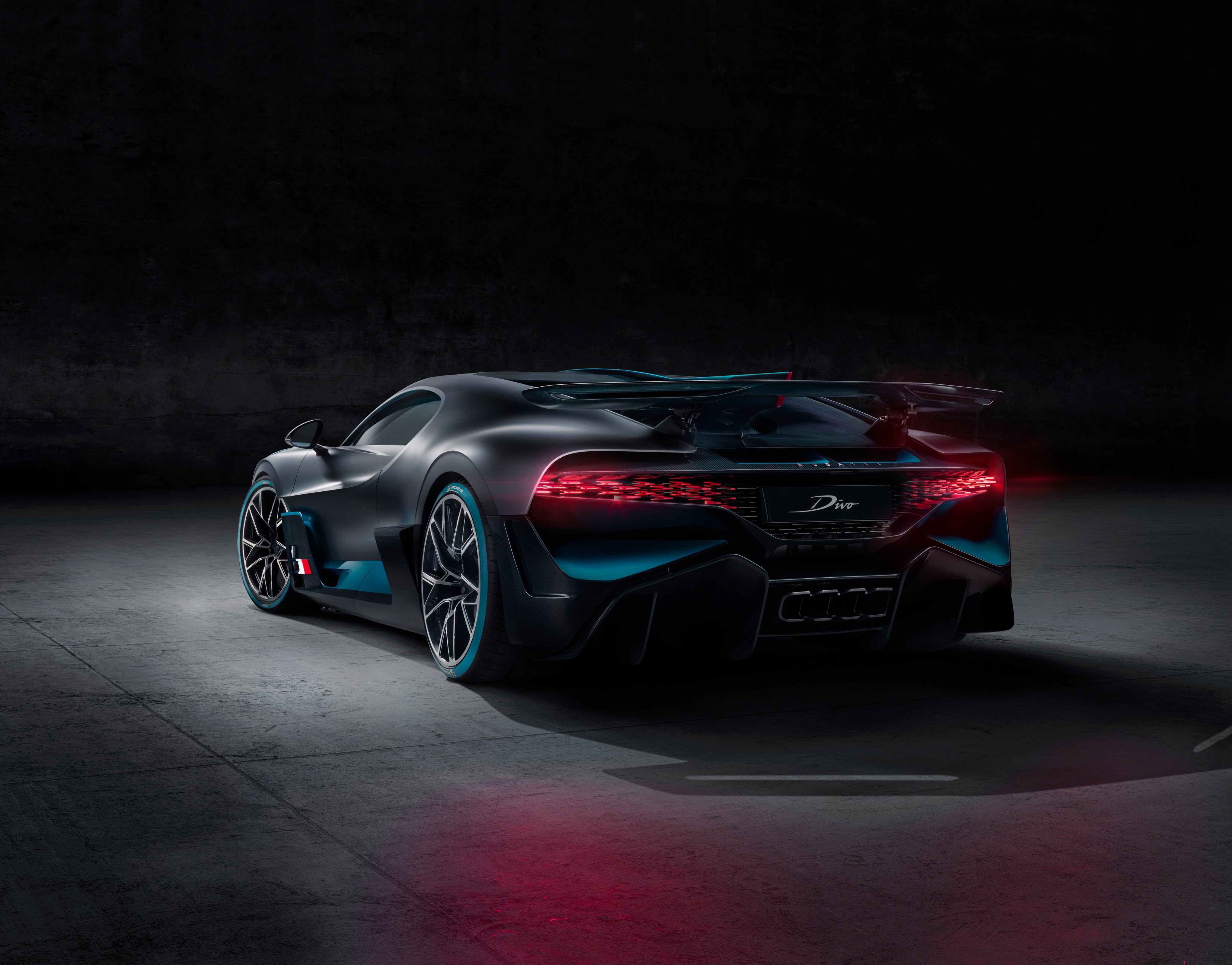 bugatti divo, bugatti, 2018 cars, cars, hd, 4k, HD Wallpaper