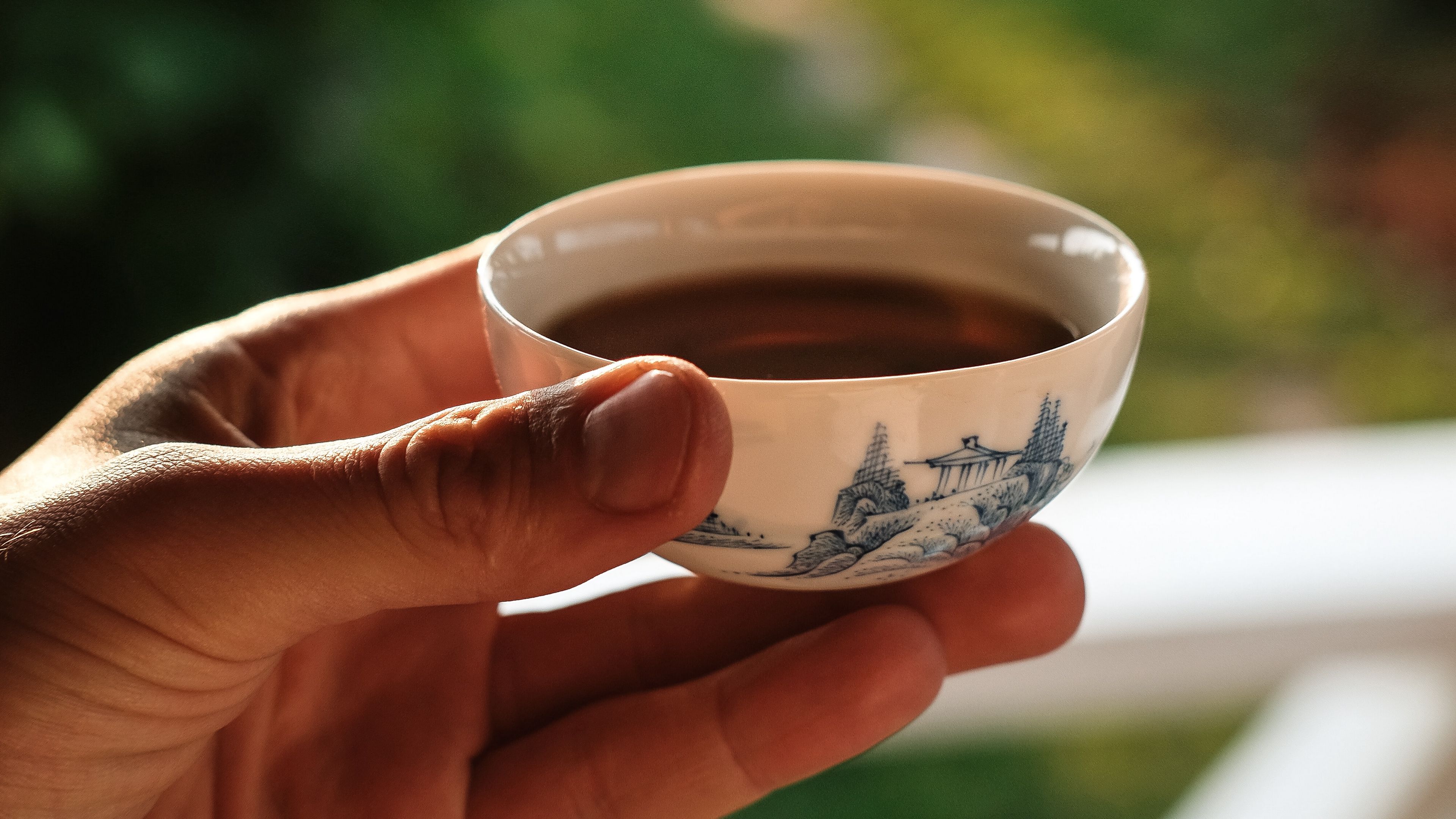 cup, tea, hand, drink, 4k, HD Wallpaper