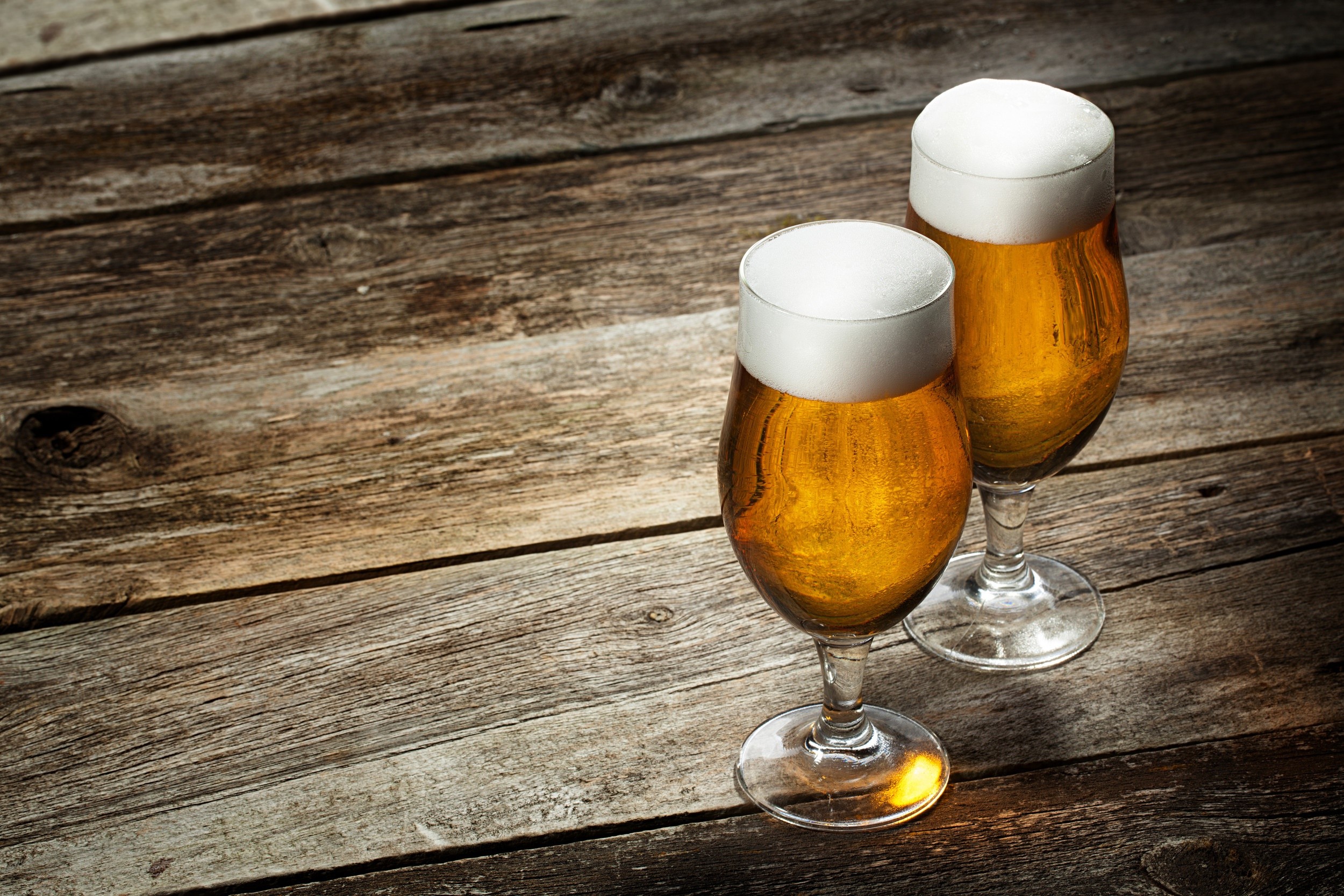 food, beer, alcohol, drinking glass, drink, wooden surface, HD Wallpaper