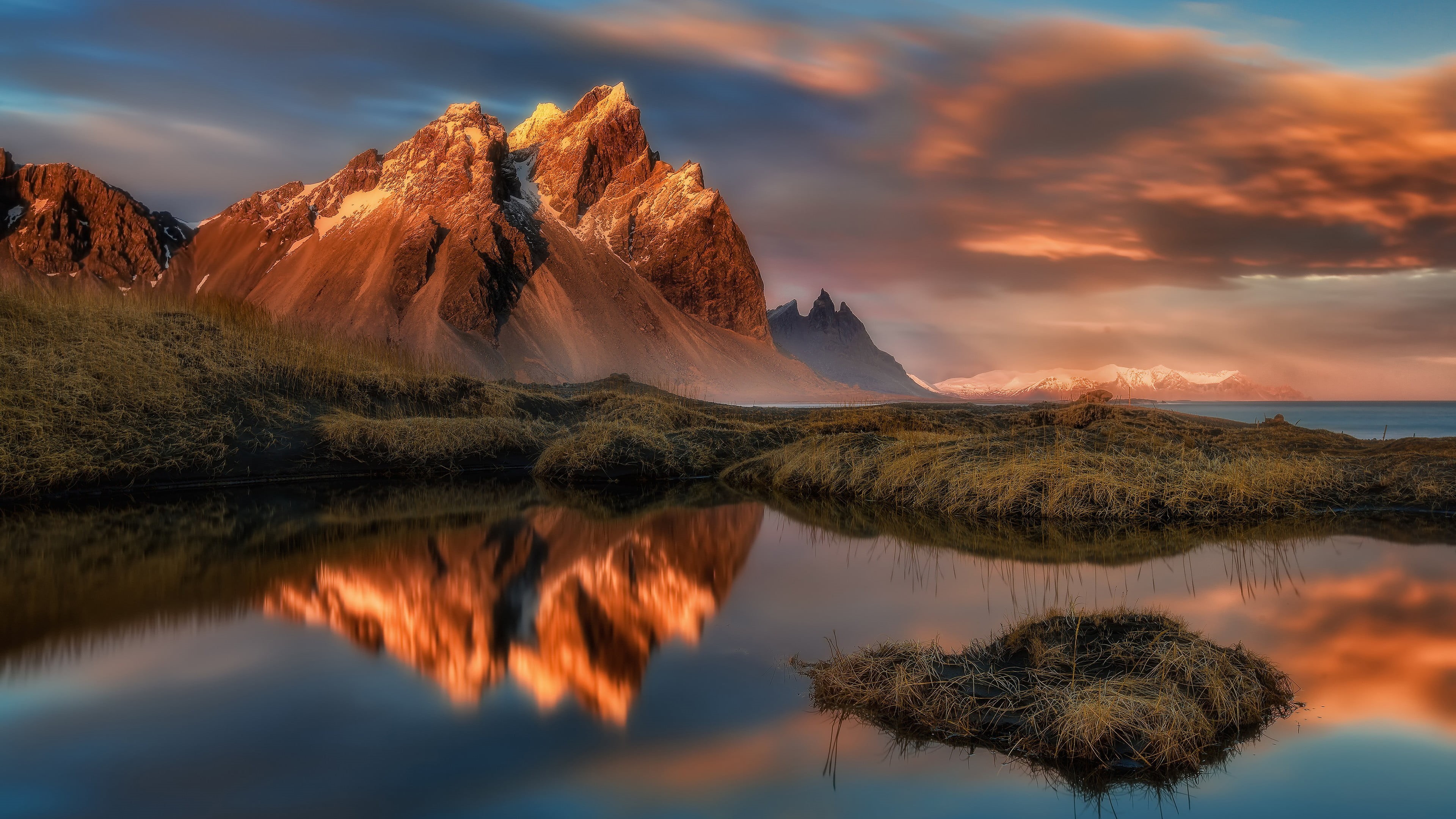 tranquil Scene, blue, idyllic, scenics - nature, tourism, body, dusk, mountain, famous Place, mountains, vacations, yellow, scenics, national Landmark, HD Wallpaper