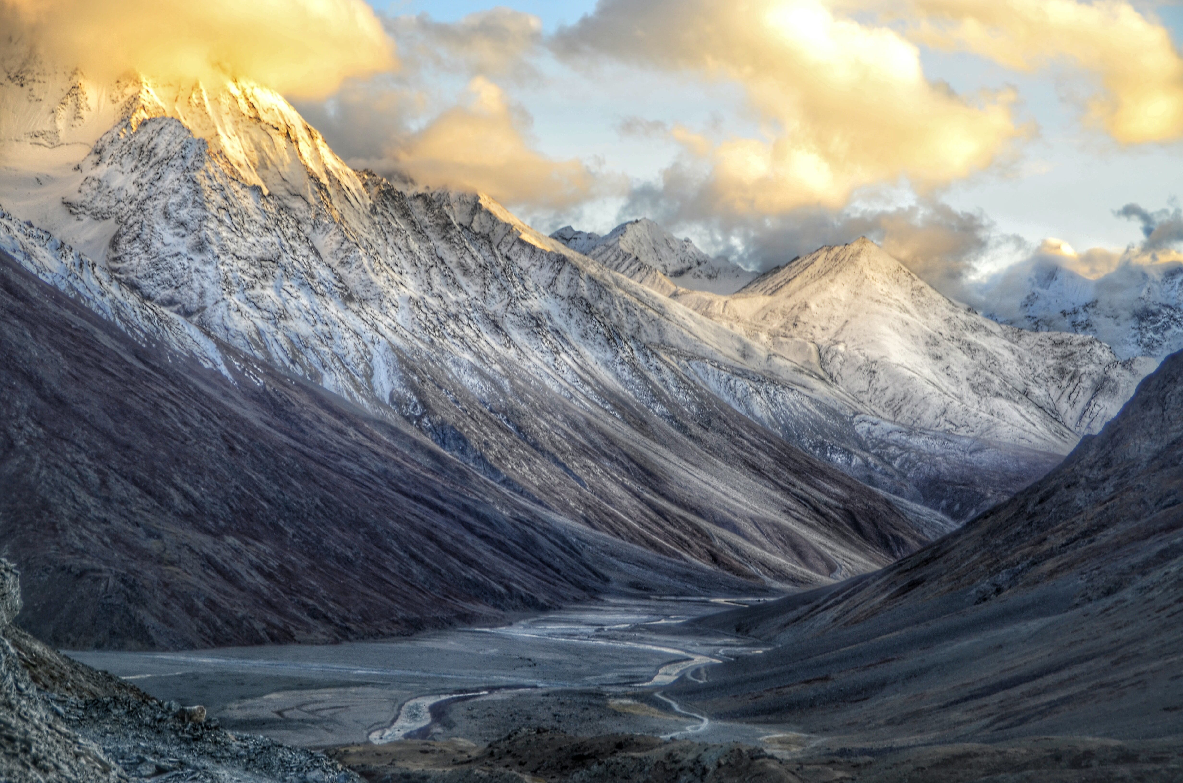 landscape, india, non-urban scene, himachal pradesh, mountain peak, clouds, himalayas, spiti, cloud - sky, mountain, scenics - nature, tranquil scene, covered, HD Wallpaper