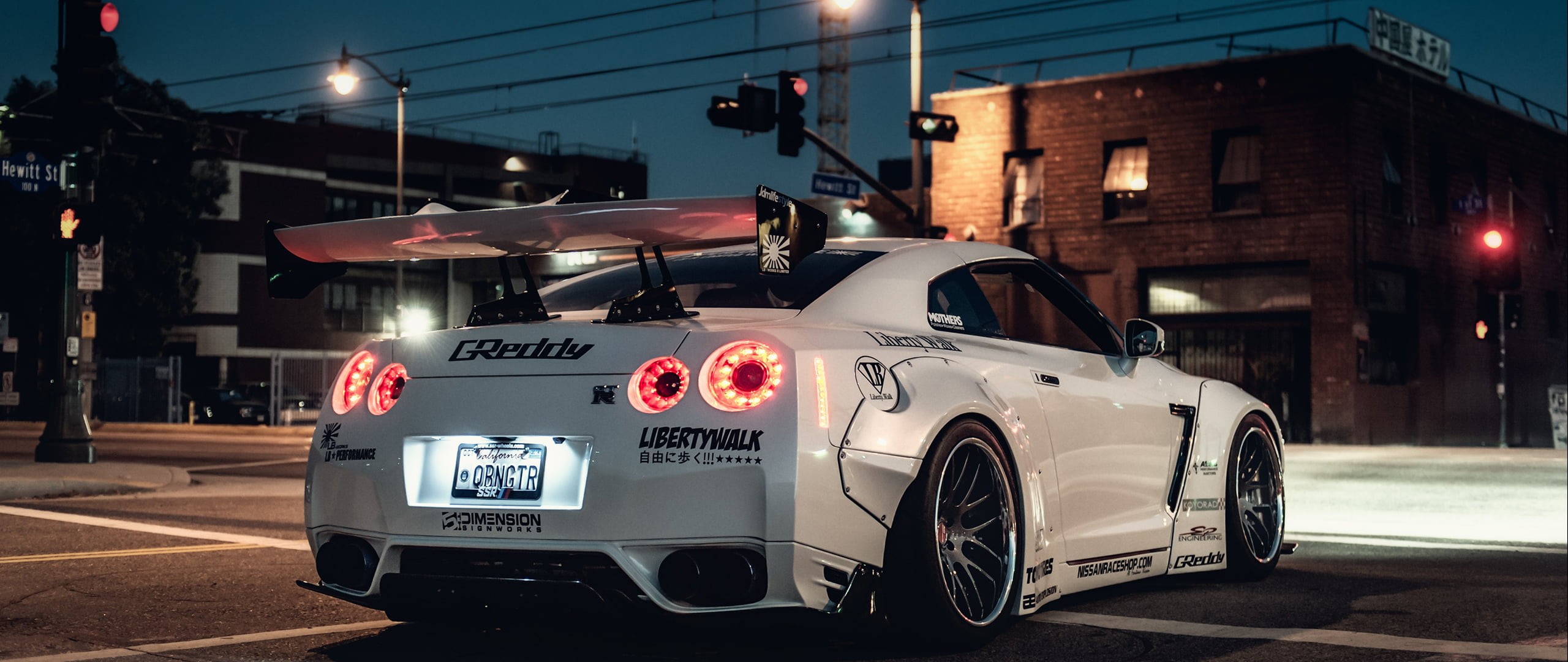 city, sky, built structure, illuminated, motor vehicle, sports, road, nature, no people, land vehicle, white, ultra-wide, travel, Nissan Skyline GT-R, building exterior, HD Wallpaper