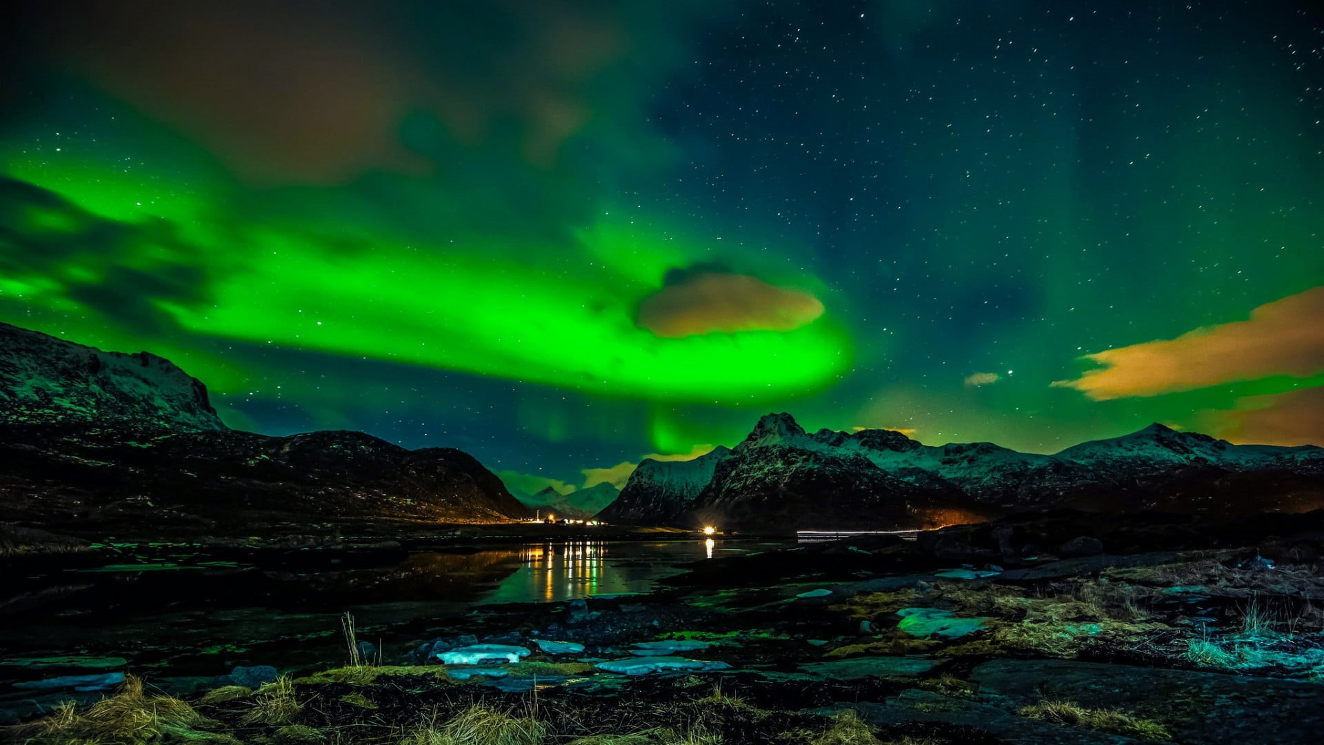 phenomenon, northern lights, landscape, atmosphere, sky, green color, mountain, star - space, aurora polaris, dramatic sky, tranquil scene, europe, space, HD Wallpaper