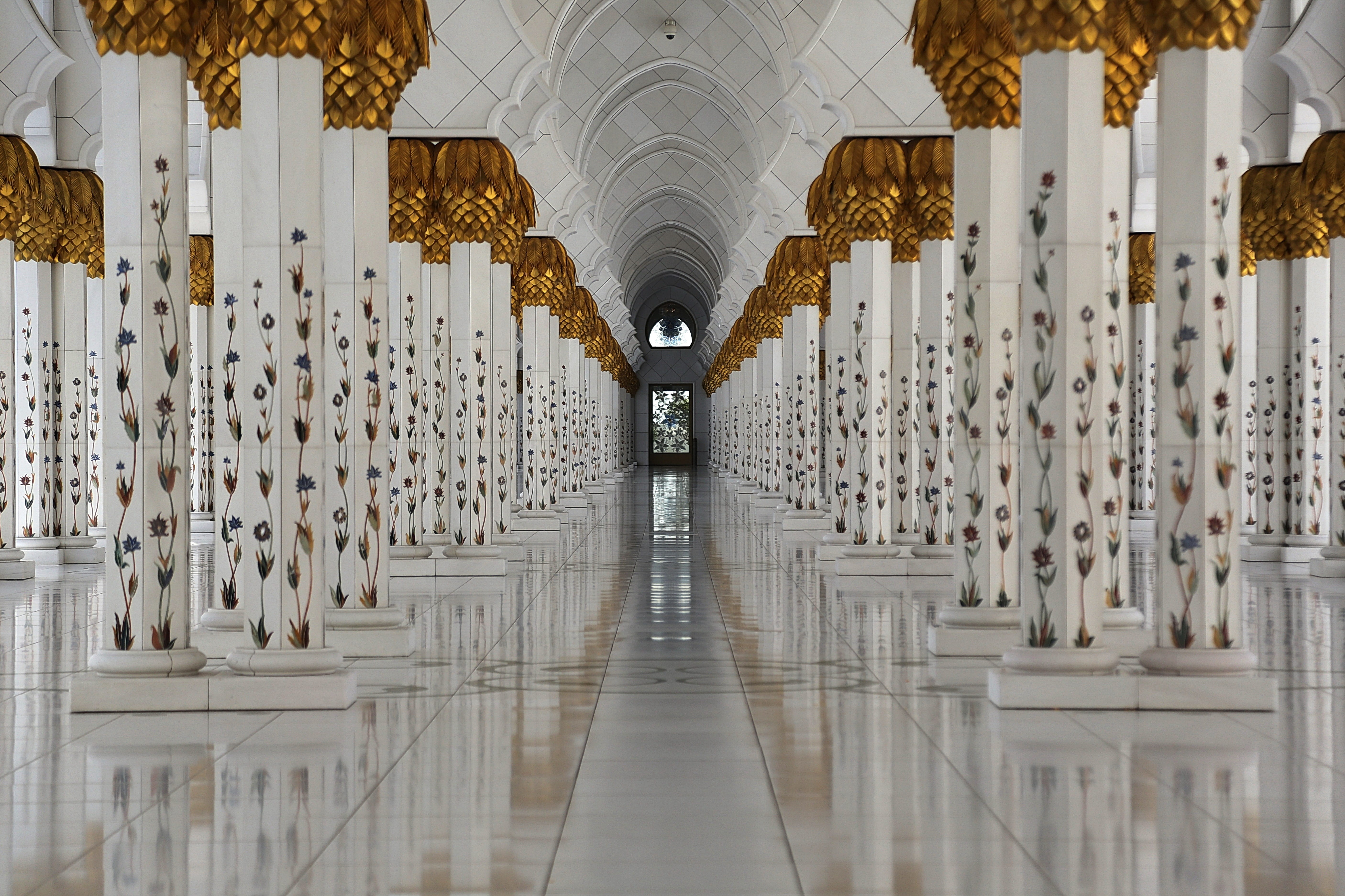 landmark, flooring, the way forward, islam, holy, in a row, day, architectural column, islamic, built structure, ceiling, culture, zayed, abu dhabi, arcade, HD Wallpaper