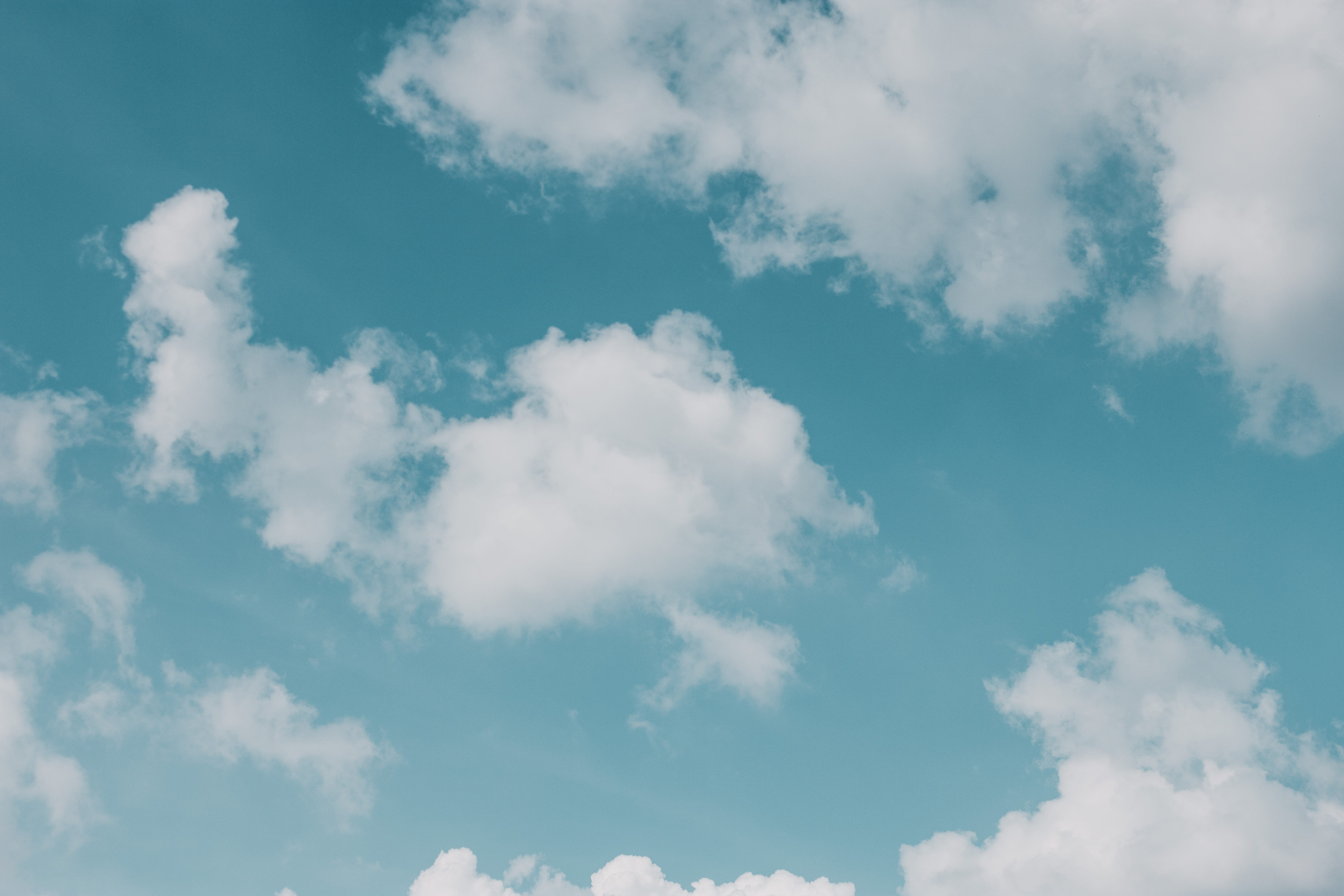sunlight, minimalistic, white, low angle view, cool, cloud, beauty in nature, minimalism, cloudscape, traveling, calm, summer, nature, HD Wallpaper