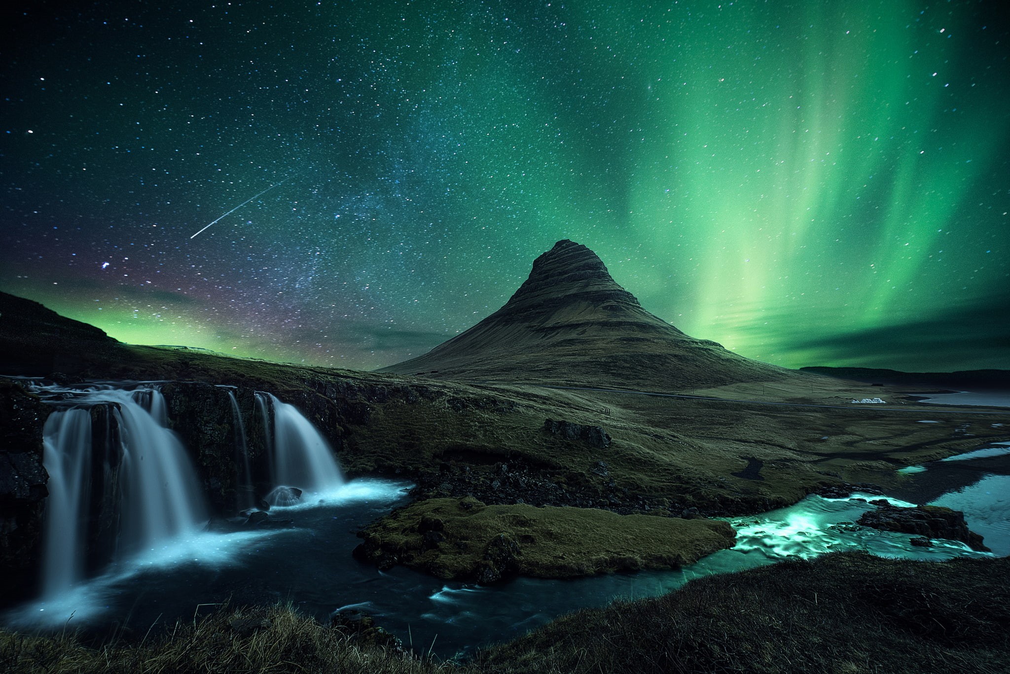 water, tranquil scene, Northern lights, landscape, Kirkjufell, sky, beauty in nature, no people, cold temperature, flowing water, waterfall, 1080P, the volcano, HD Wallpaper