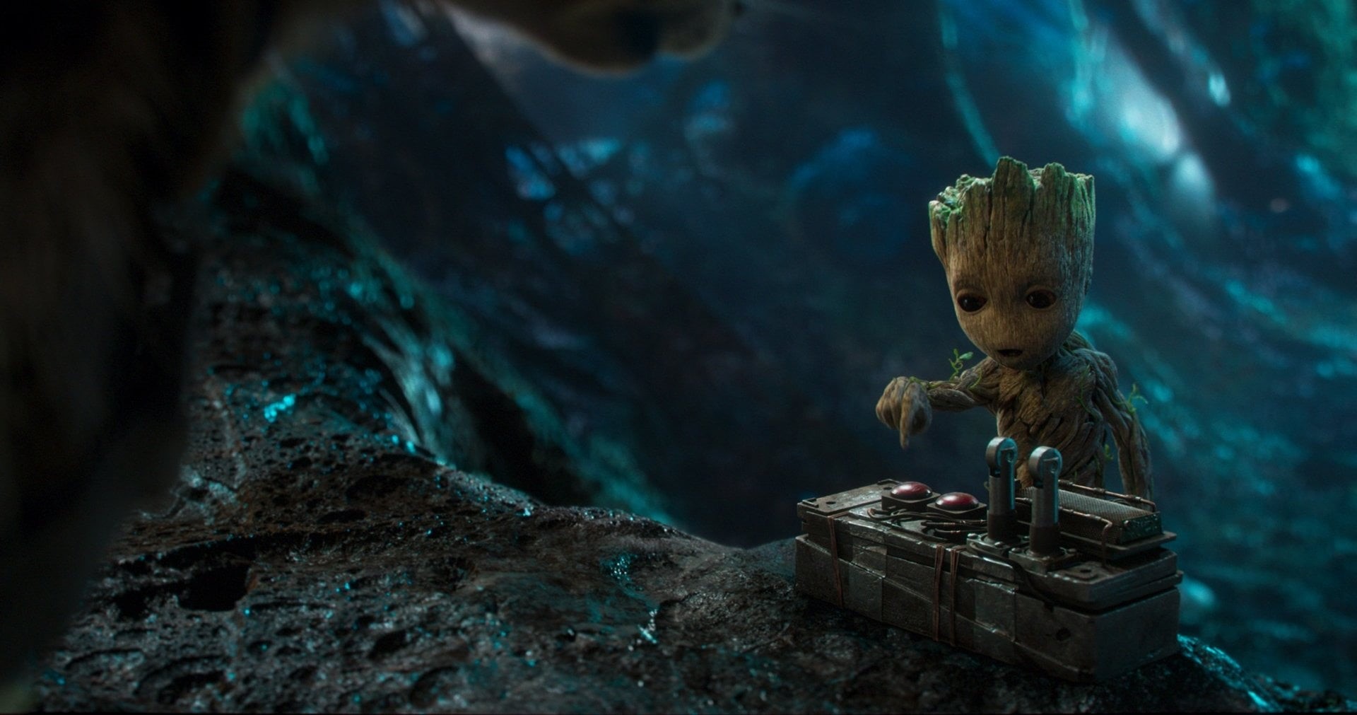 nature, wood - material, human representation, art and craft, representation, Groot, female likeness, indoors, 1080P, Guardians of the Galaxy Vol. 2, close-up, HD Wallpaper