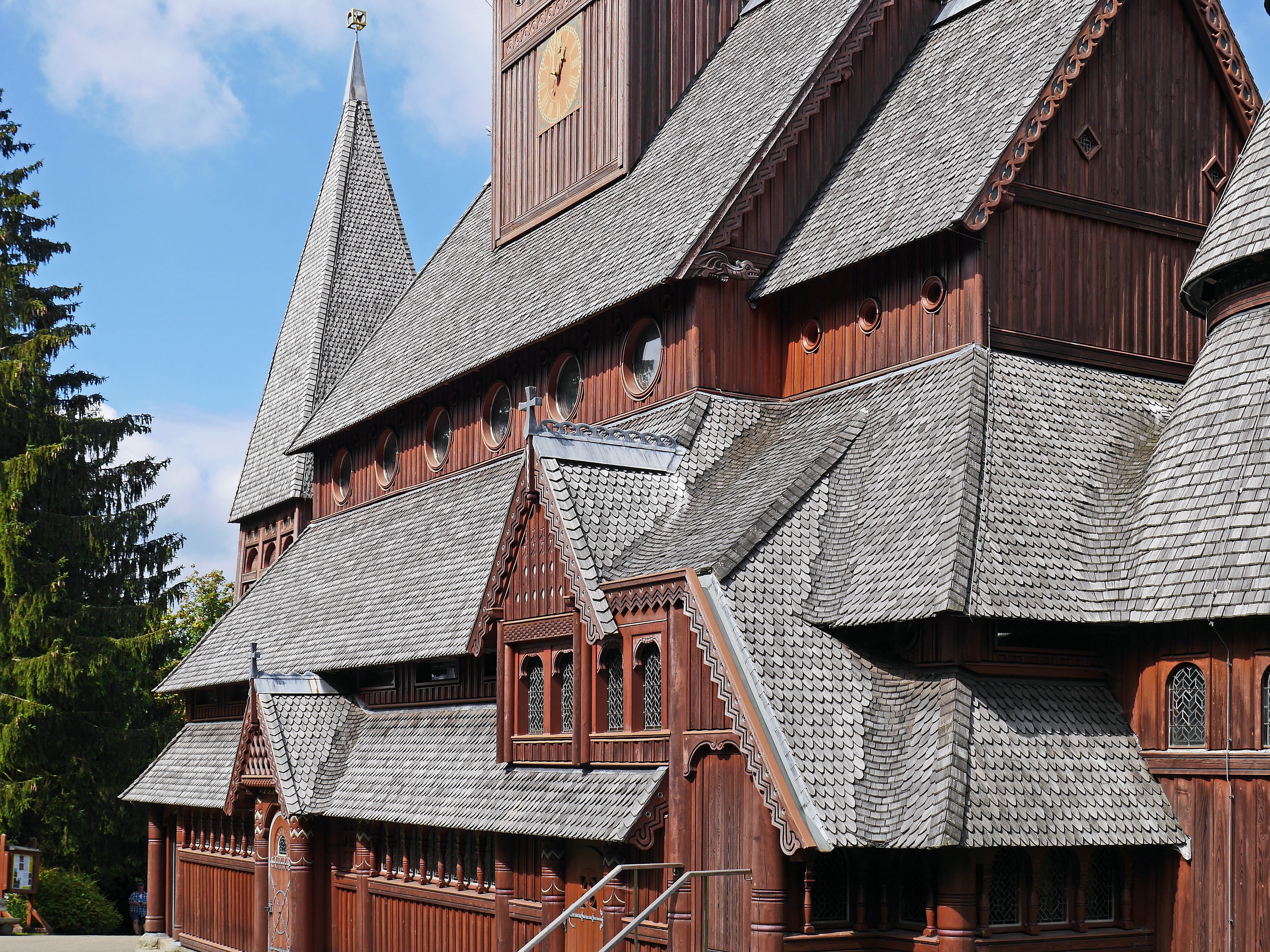 no people, belief, building exterior, roof landscape, low angle view, old, wooden church, firste, lower saxony, beside, wood - material, window, outdoors, HD Wallpaper