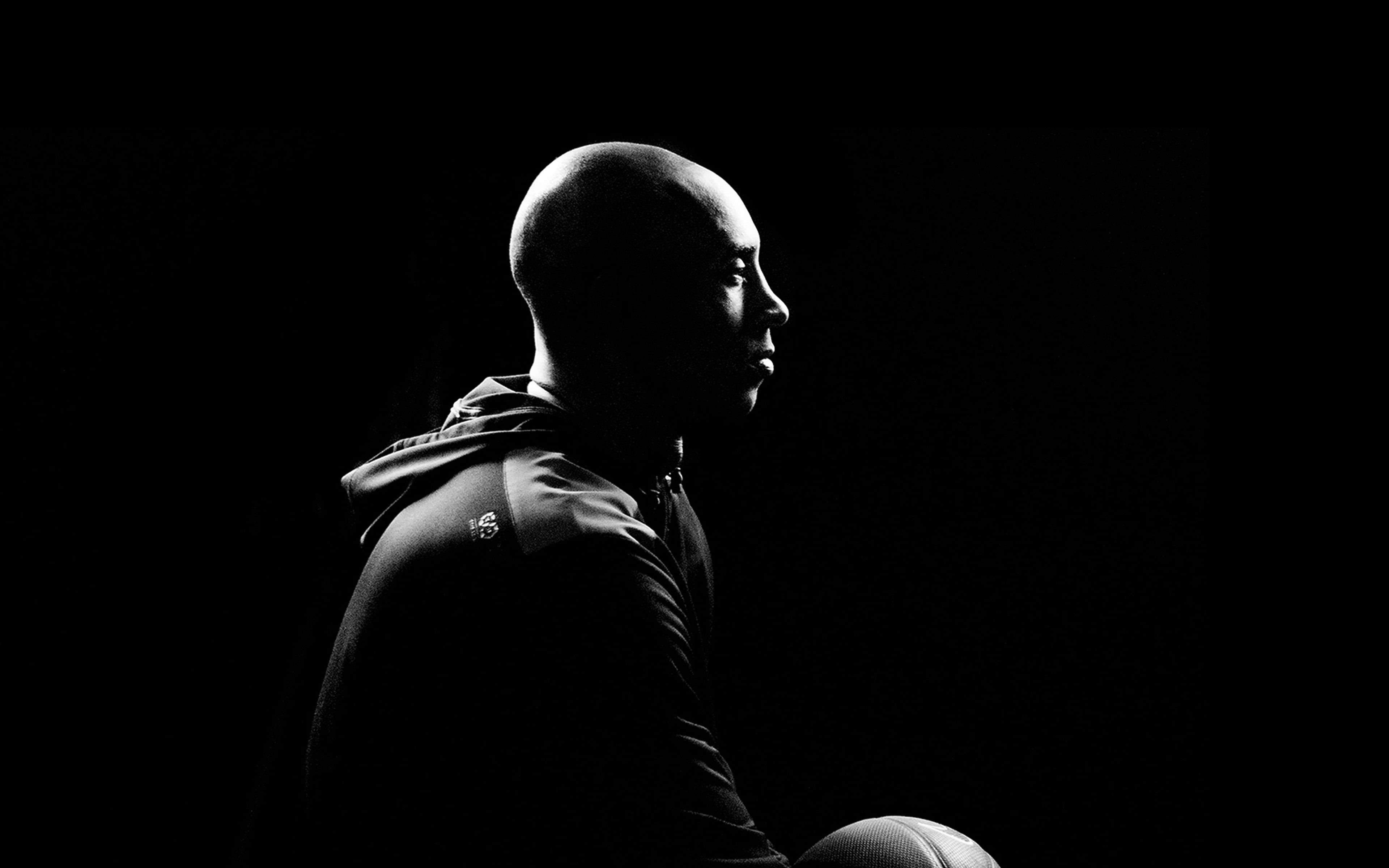 men, bryant, kobe, black background, portrait, contemplation, sitting, nba, indoors, young adult, lifestyles, looking, studio shot, copy space, shaved head, HD Wallpaper