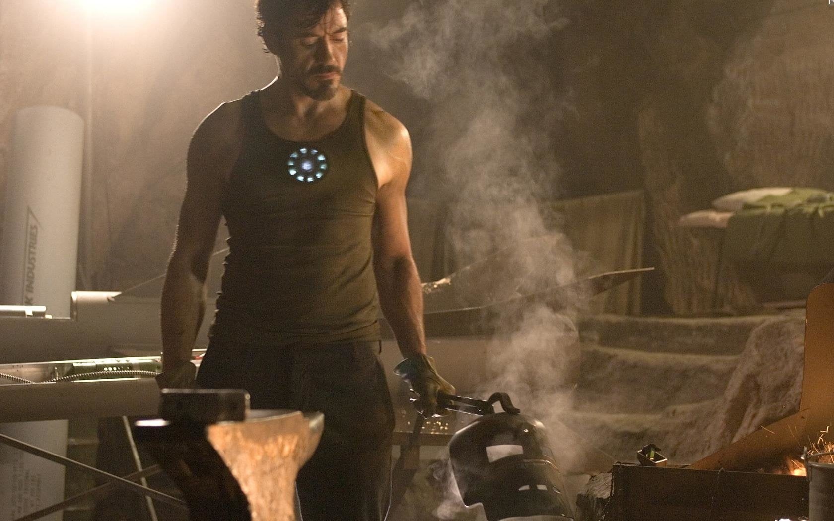 720P, Robert Downey Jr., Iron Man, occupation, young adult, three quarter length, smoke - physical structure, preparing food, food and drink, food, Tony Stark, HD Wallpaper