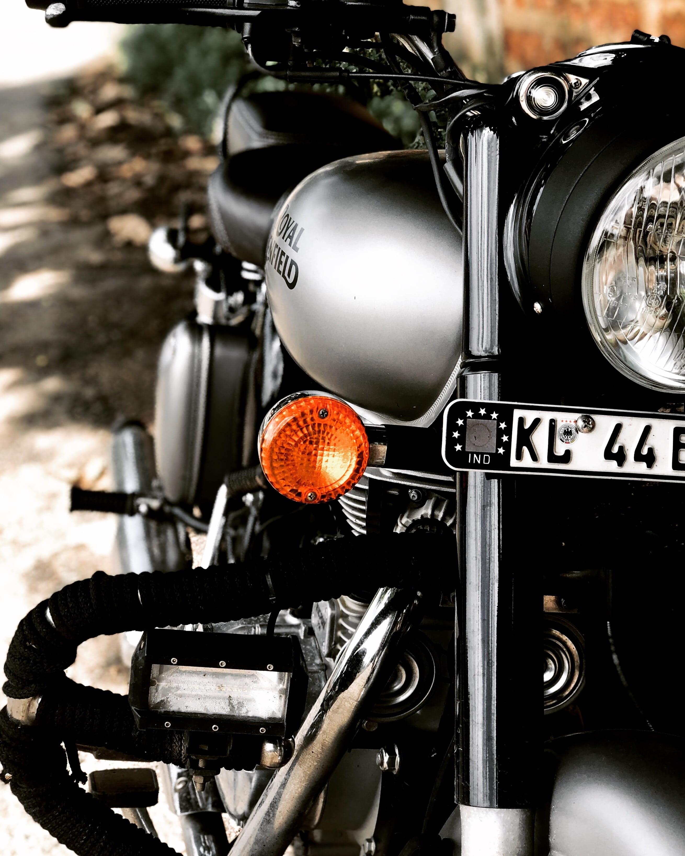 motor, bicycle, transportation, motorbike, stationary, no people, lighting equipment, bike, day, land vehicle, mode of transportation, 2K, bullet, headlight, Phone HD Wallpaper