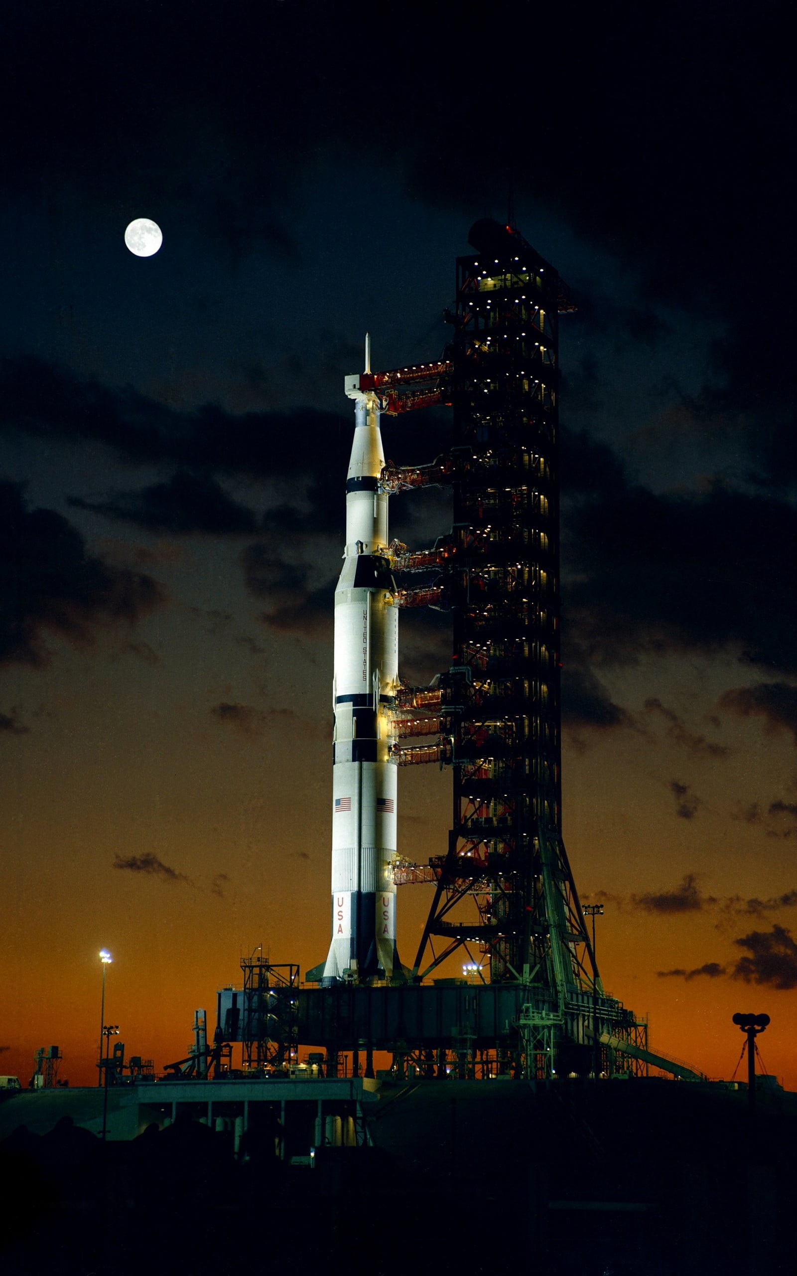 oil industry, moon, outdoors, tower, building exterior, sky, alloy, portrait display, nature, full moon, illuminated, night, Apollo, industry, sunset, fuel and power generation, Phone HD Wallpaper