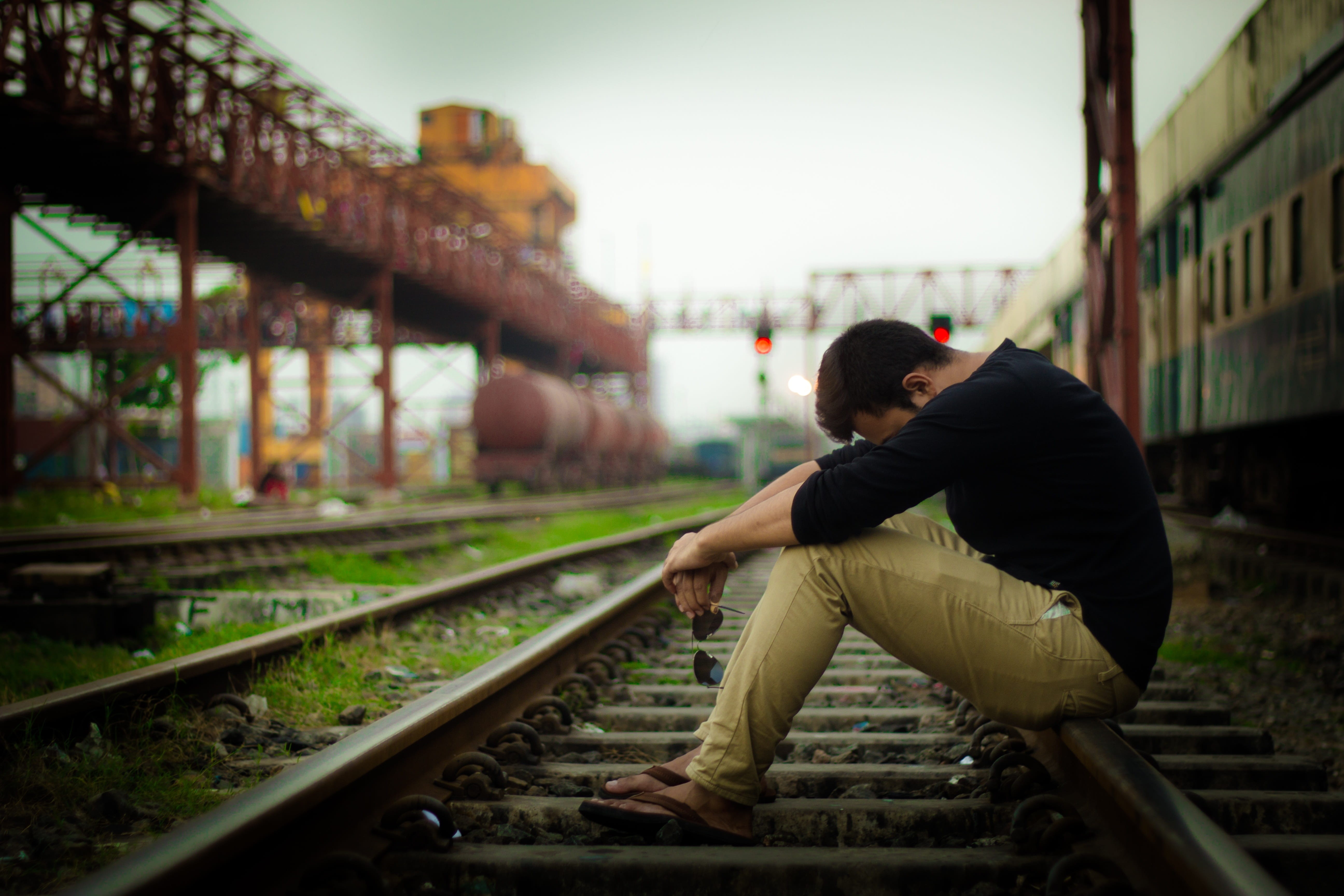 transportation, desperate, architecture, rail transportation, lonely, sitting, melancholy, real people, casual clothing, contemplation, 5K, depression - sadness, HD Wallpaper