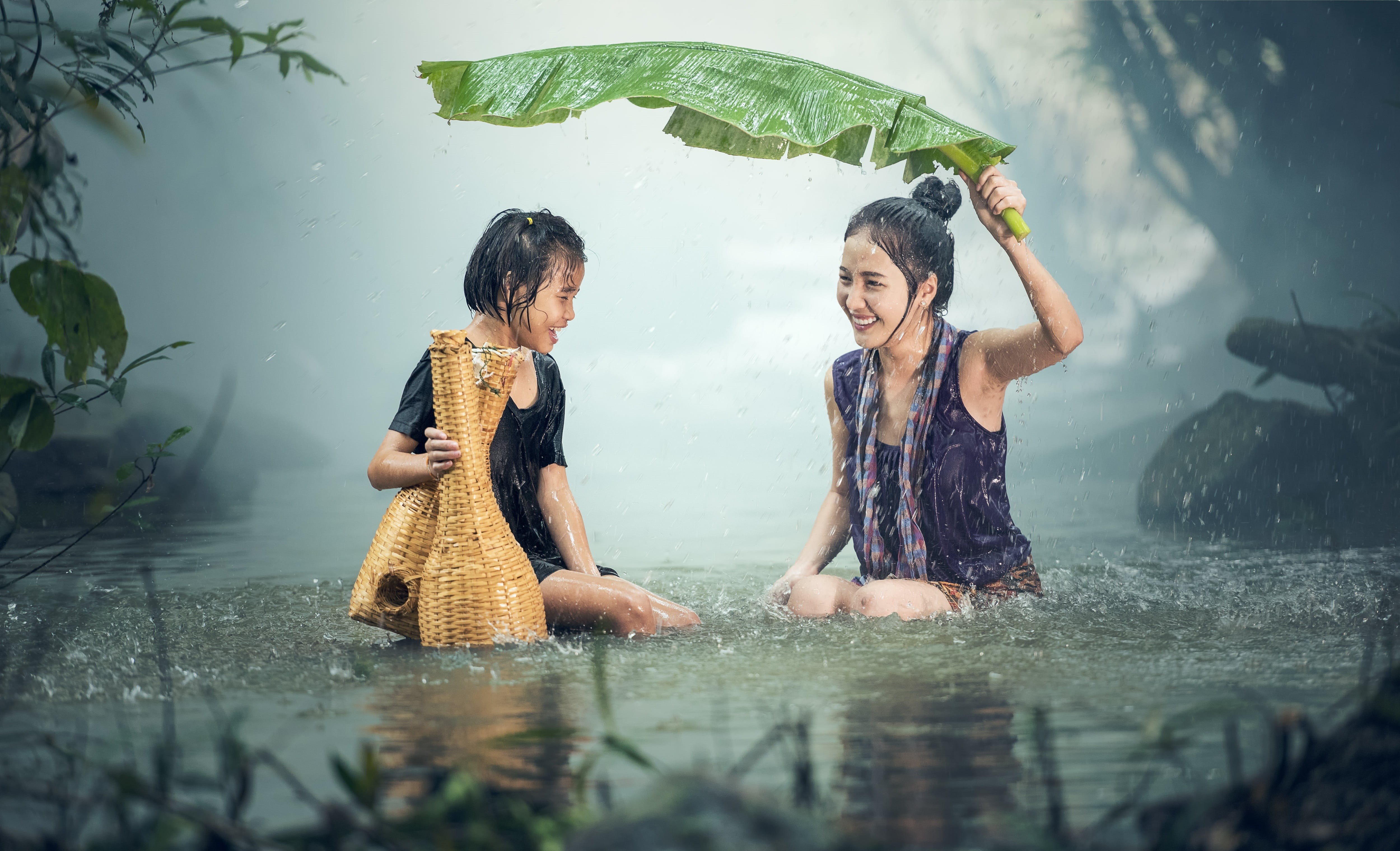 play, positive emotion, water, day, three quarter length, countryside, portrait, young, two, playing, females, thailand, two people, 4K, playful, enjoy, HD Wallpaper