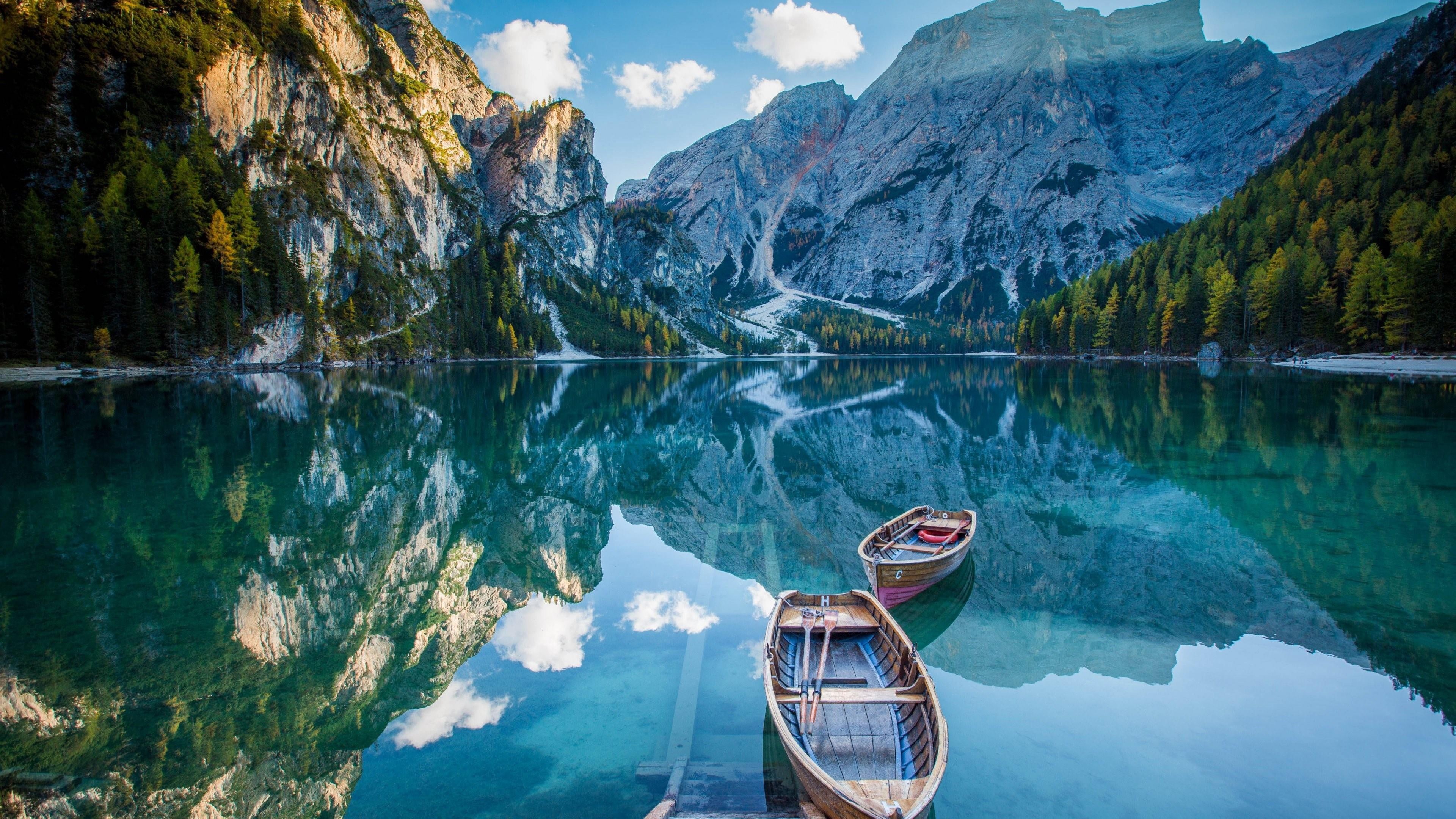 reflection, italy, mountainous landforms, deck, mirror, mountain, lake, 4K, lago di braies, sky, dolomites, mountain range, boat, mountains, pragser wildsee, HD Wallpaper
