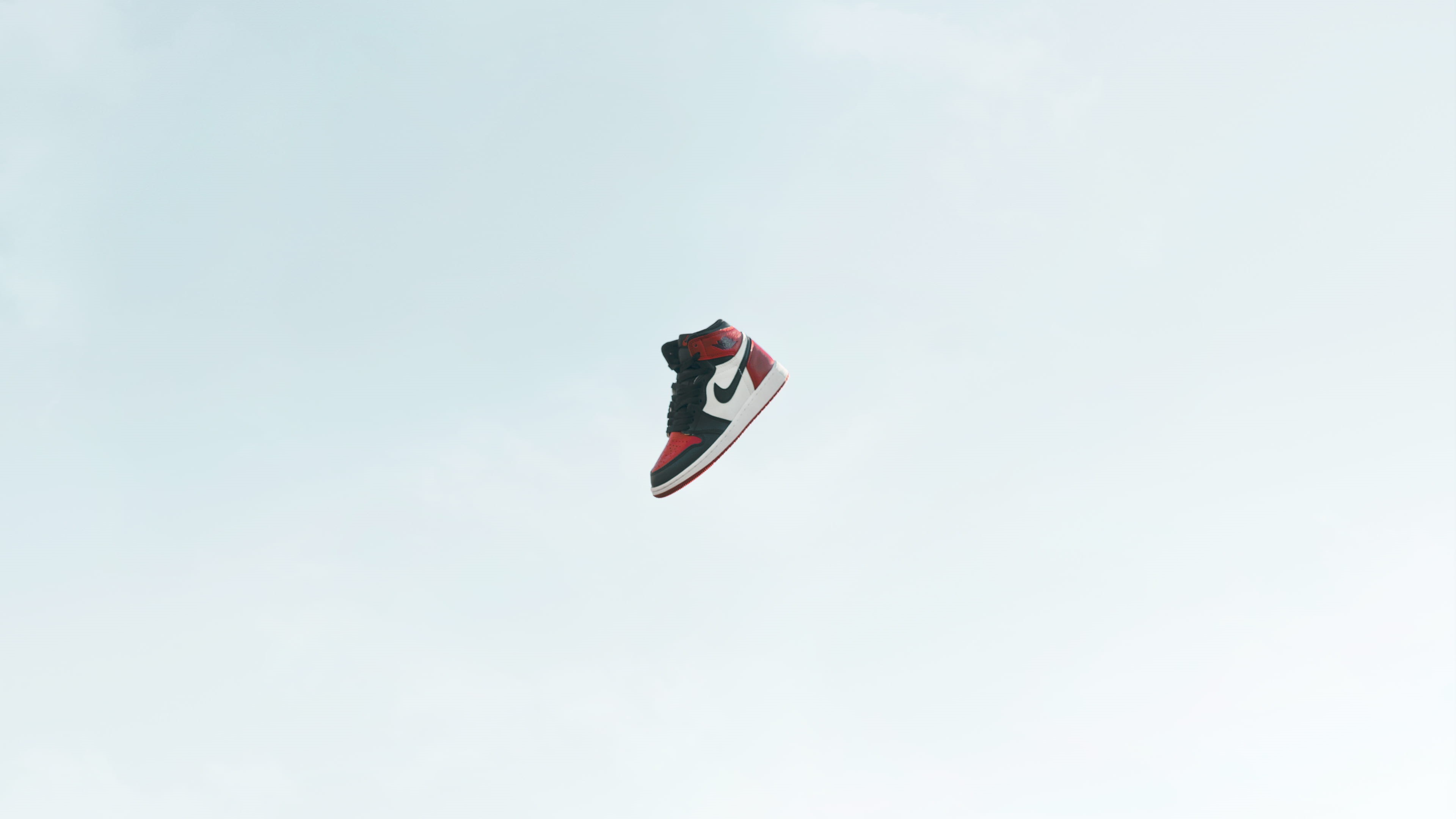 kite - toy, no people, mid-air, shoe, flying, unpaired, freedom, jordan, sneaker, patriotism, nike, air jordan, 4K, streetwear, motion, retro, clear sky, HD Wallpaper