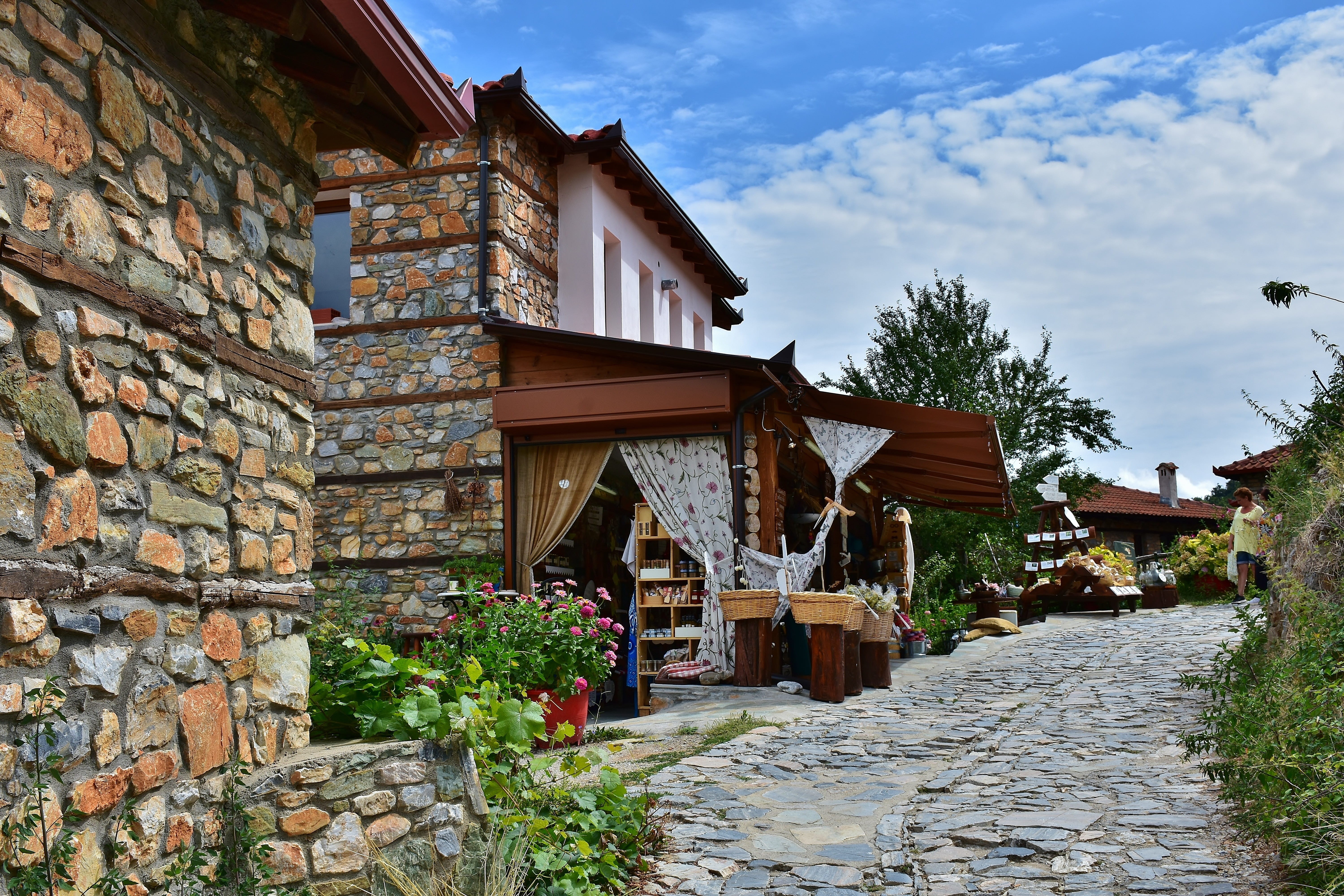 5K, landscape, residential district, old, no people, outlook, plant, holiday, solid, tourism, nei pori, greece, idyllic, cloud - sky, rustic, building exterior, HD Wallpaper