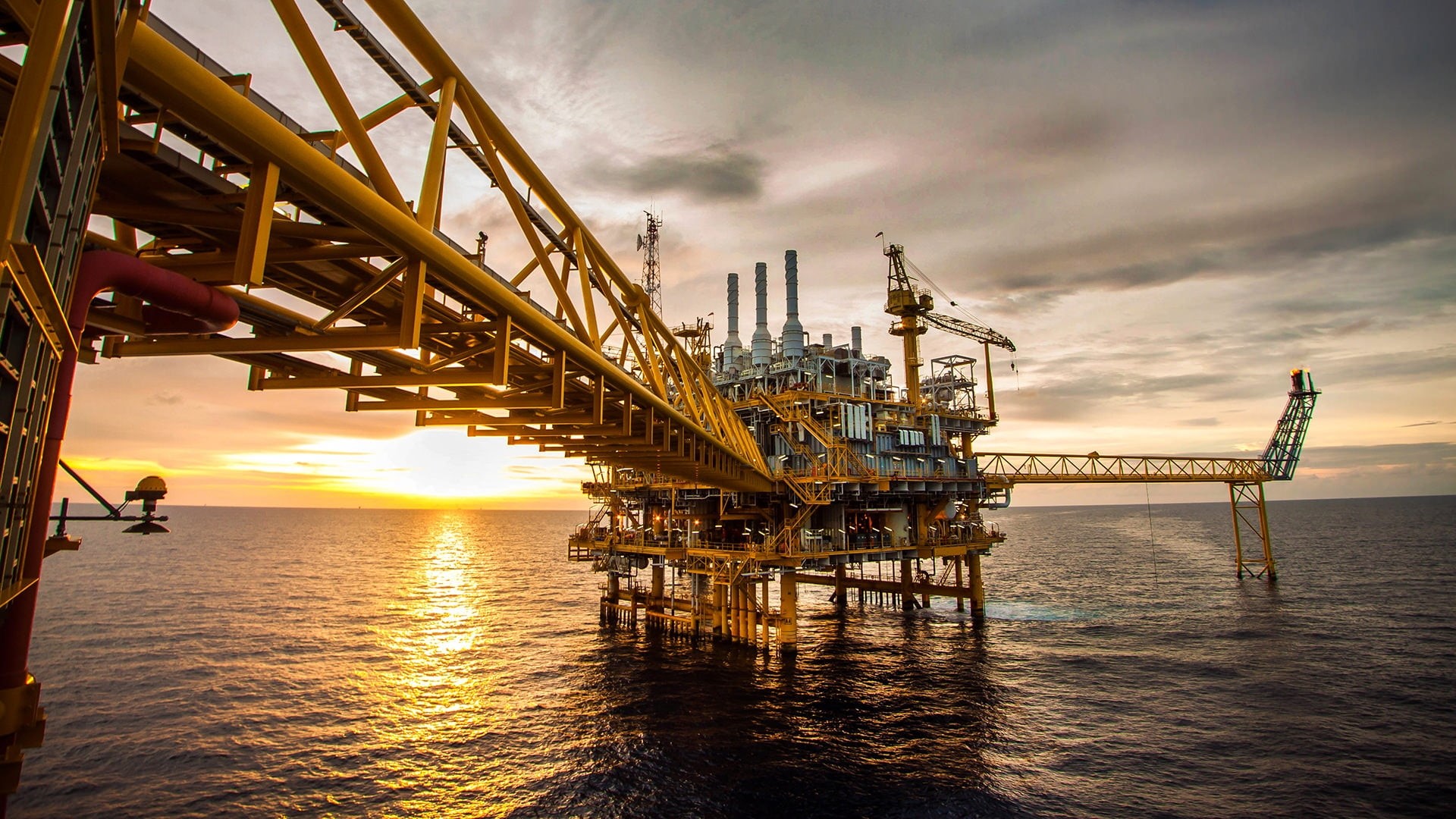 1080P, architecture, Industrial, transportation, sunlight, nature, Oil, drilling rig, water, Building, oil industry, sea, built structure, economy, offshore platform, HD Wallpaper