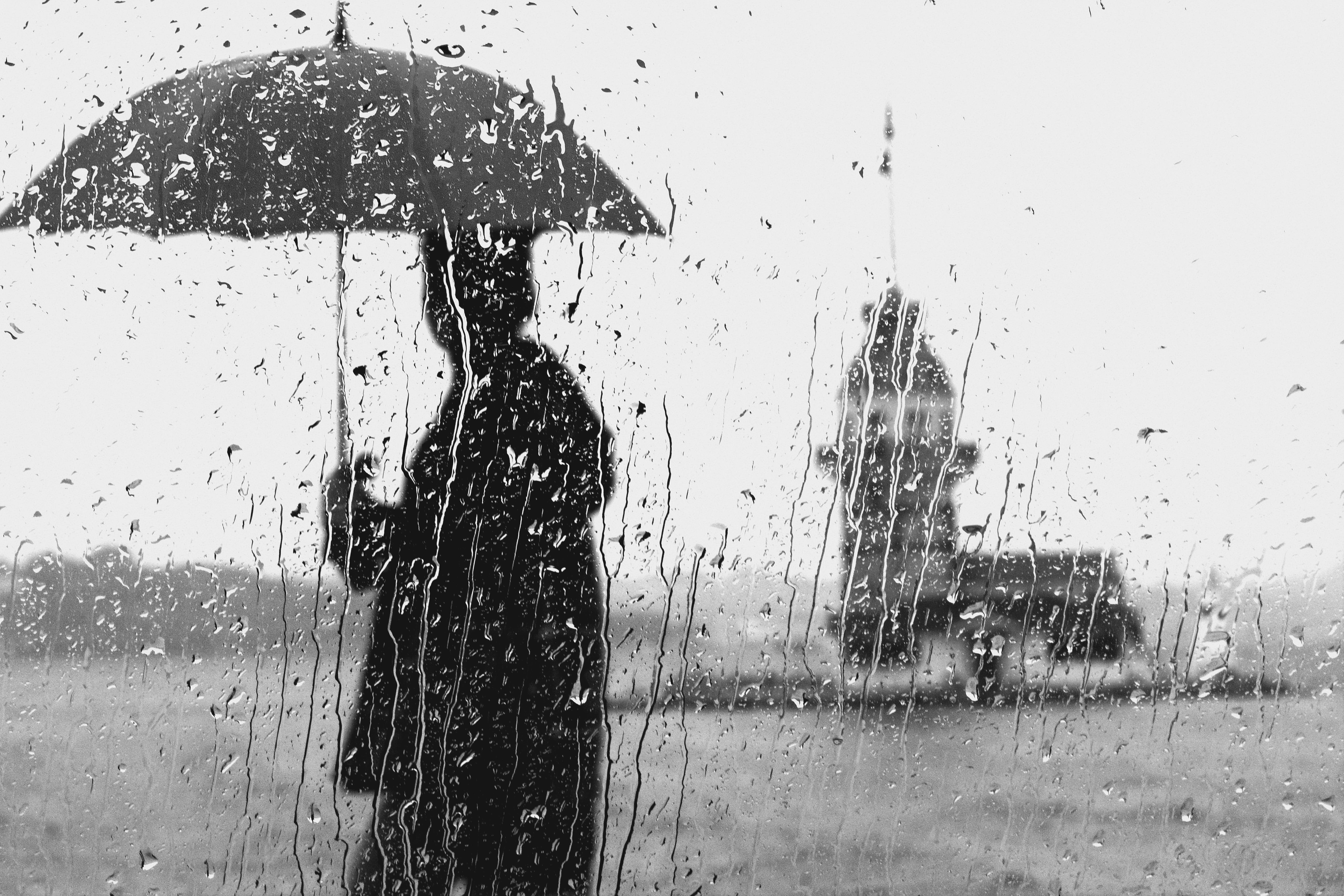 drop, umbrella, near, man, holding, water, 5K, weather, photo, black And White, rain, storm, wet, cathedral, grayscale, people, HD Wallpaper