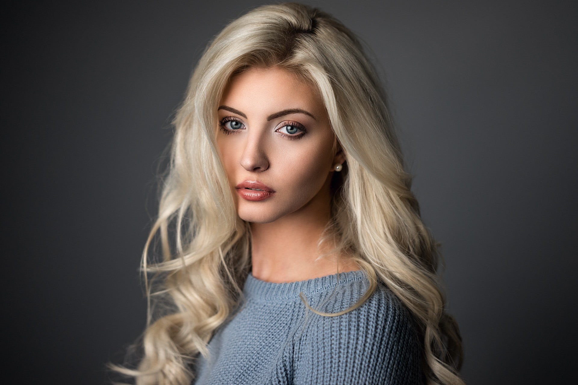 gray, headshot, blue sweater, portrait, fashion, glamour, women, indoors, adult, face, top, 1080P, human face, hairstyle, one person, human hair, body part, HD Wallpaper