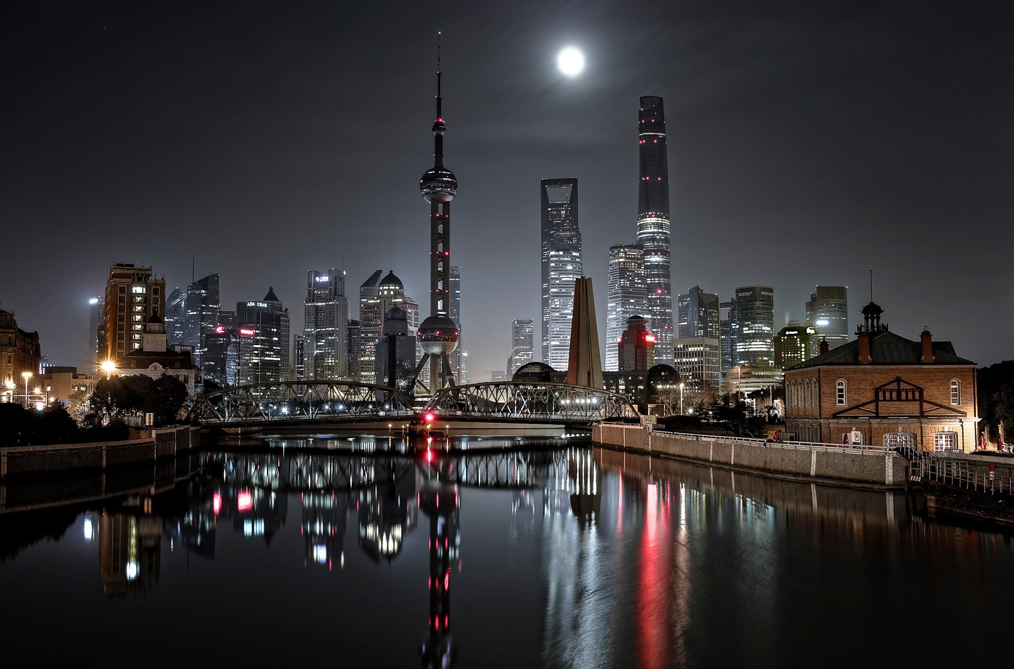 pearl, office building exterior, nature, reflection, spire, building, sky, waterfront, oriental, China, modern, skyscraper, river, urban, tall - high, illuminated, HD Wallpaper