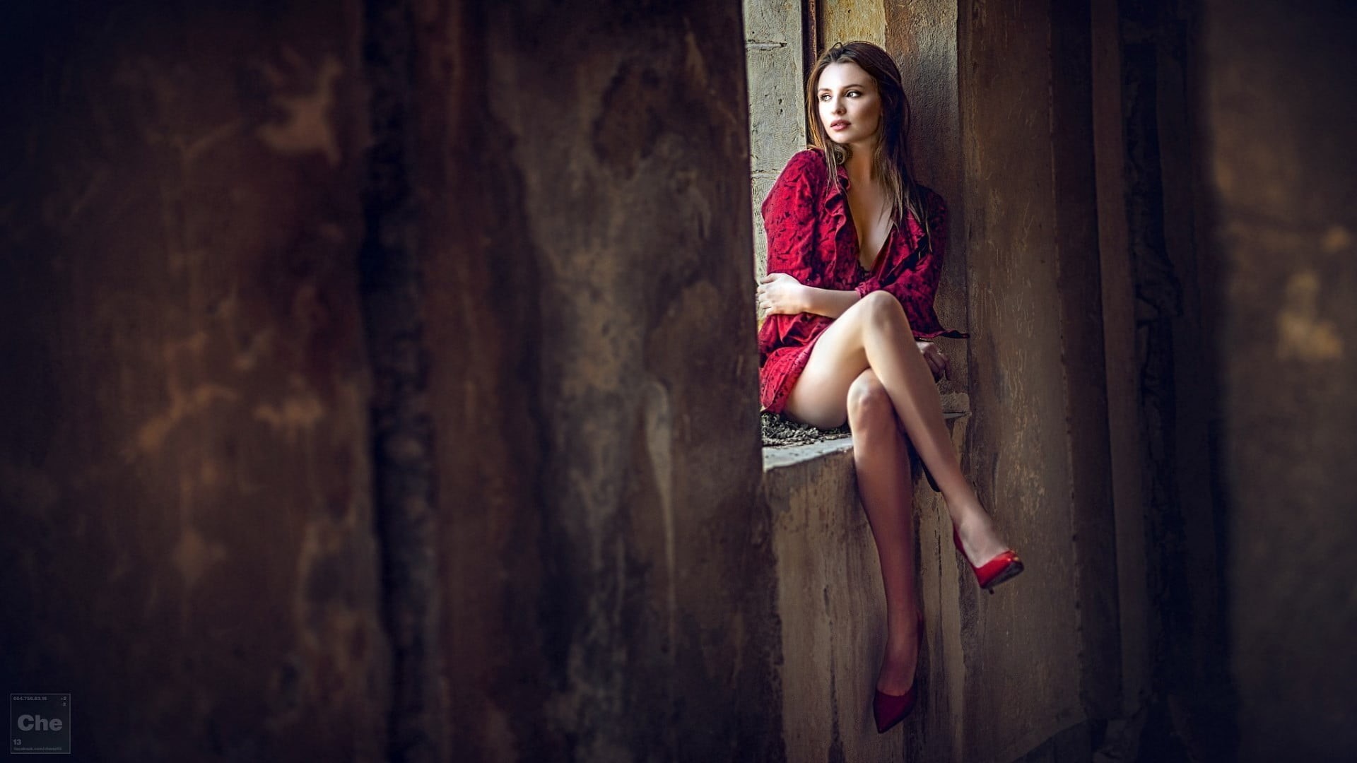 contemplation, legs, top, full length, beauty, beautiful people, Che Nai, legs crossed, one person, s, fashion, red, beautiful woman, young adult, hairstyle, HD Wallpaper
