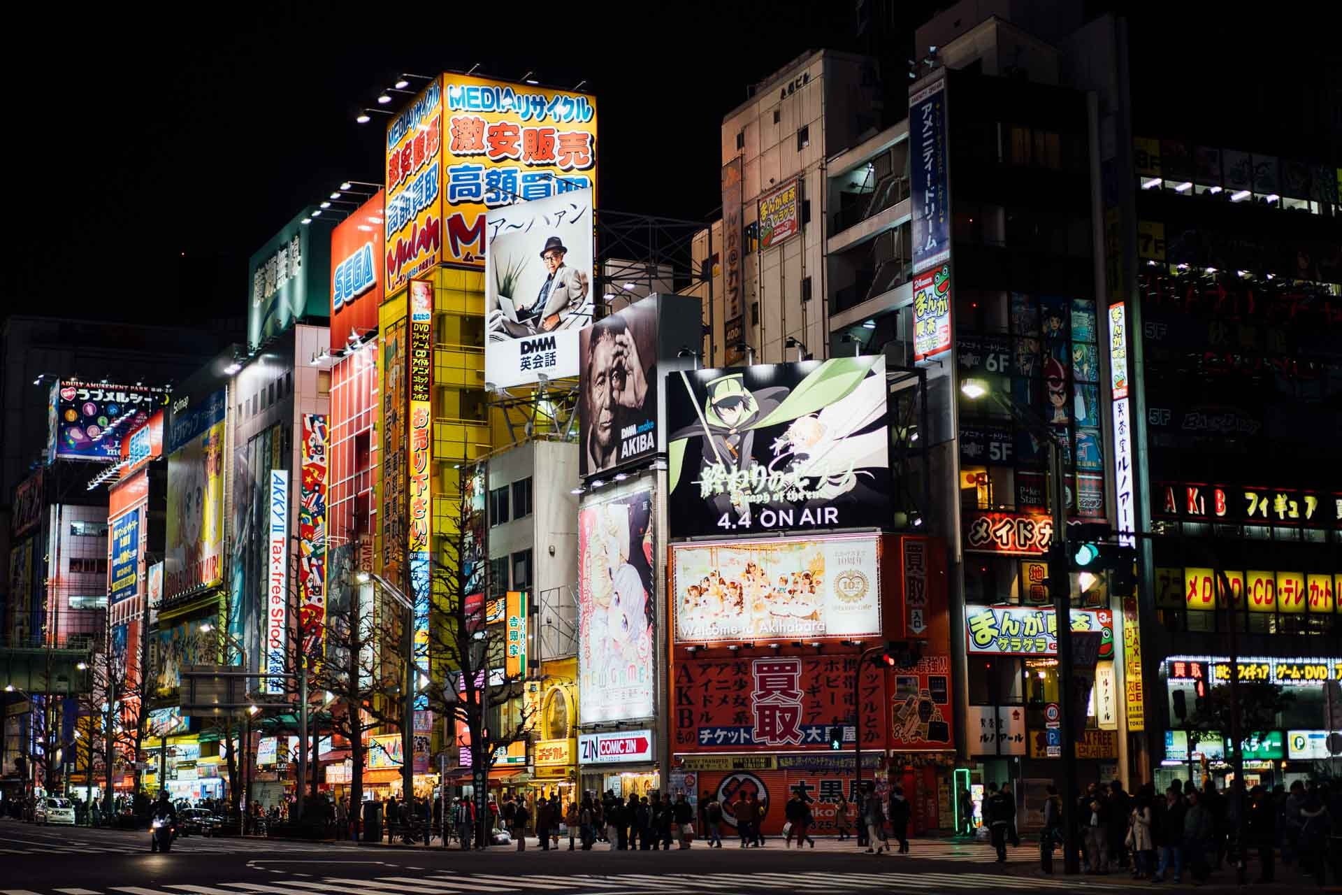 modern, technology, timesquare, building exterior, city life, outdoors, advertisement, architecture, tokyo, city, no people, street, commercial sign, sign, HD Wallpaper