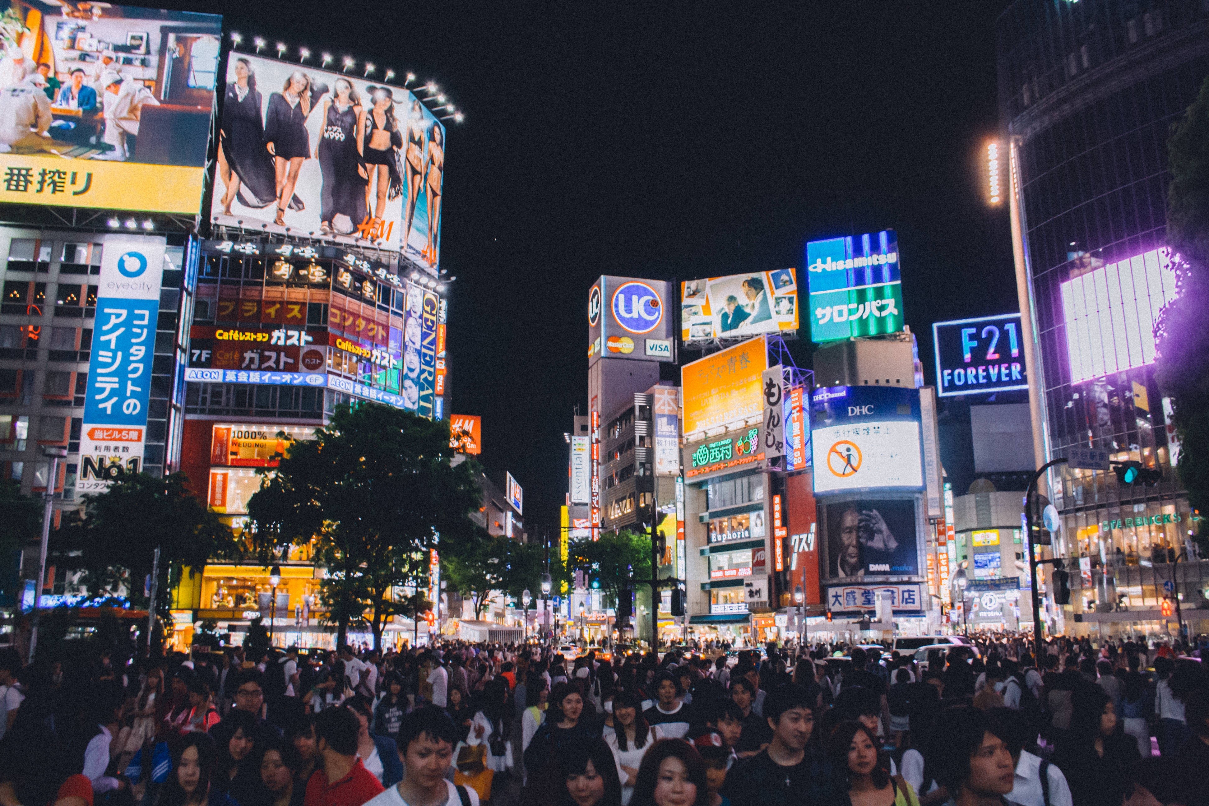 lifestyles, walking, lights, pedestrians, urban, japan, city Life, building exterior, times Square - Manhattan, building, asia, men, group of people, office building exterior, HD Wallpaper