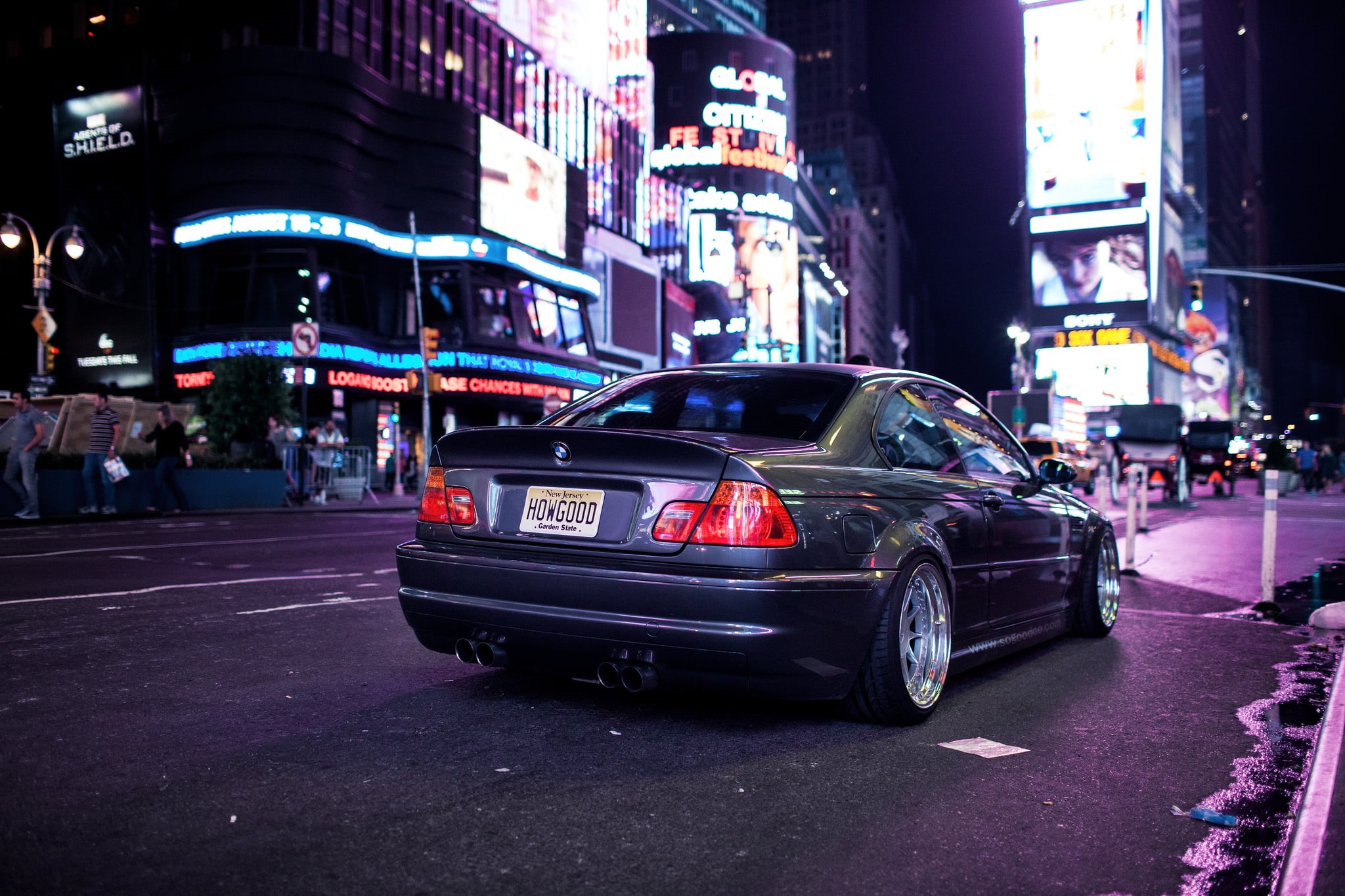 motion, architecture, traffic, coupe, uSA, outdoors, night, nightlife, E46, illuminated, city Life, 1080P, color Image, lights, editorial, traffic Jam, HD Wallpaper