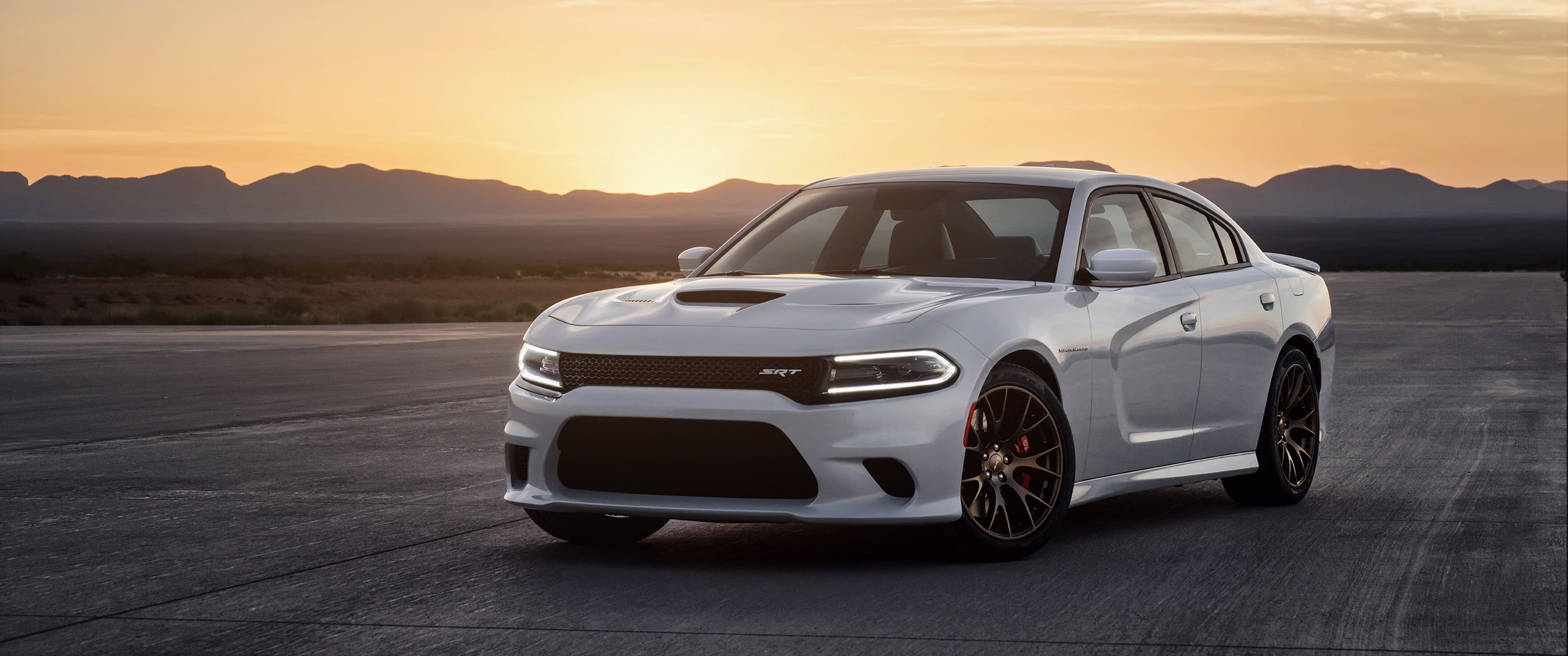 motion, sunset, travel, Dodge, environment, Dodge Charger Hellcat, car, sunlight, mode of transportation, white, road trip, 2K, driving, sky, sedan, Dodge Charger, HD Wallpaper