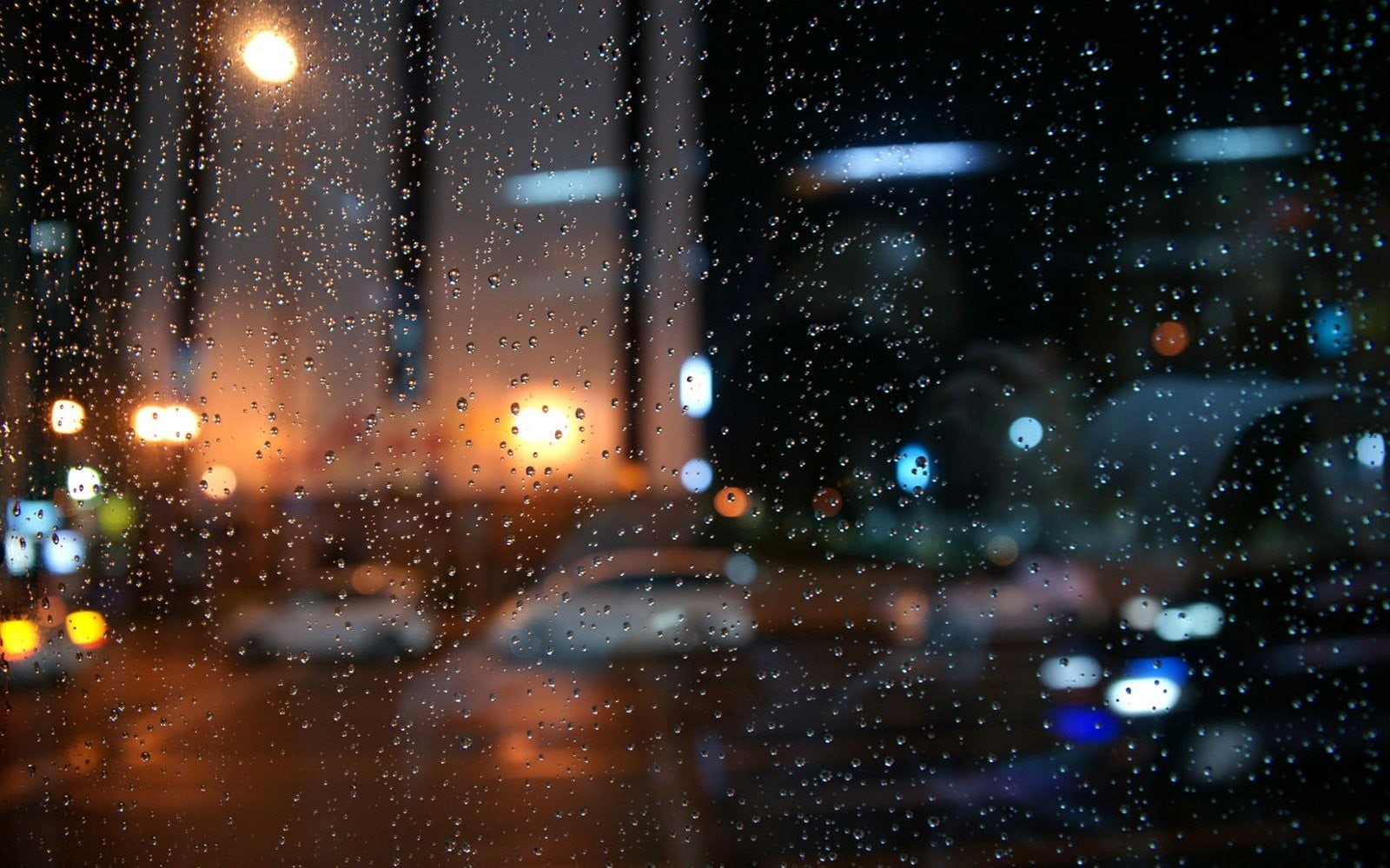 dew, night, traffic, abstract, light - Natural Phenomenon, glass - material, selective, rainy season, mode of transportation, architecture, defocused, window, HD Wallpaper