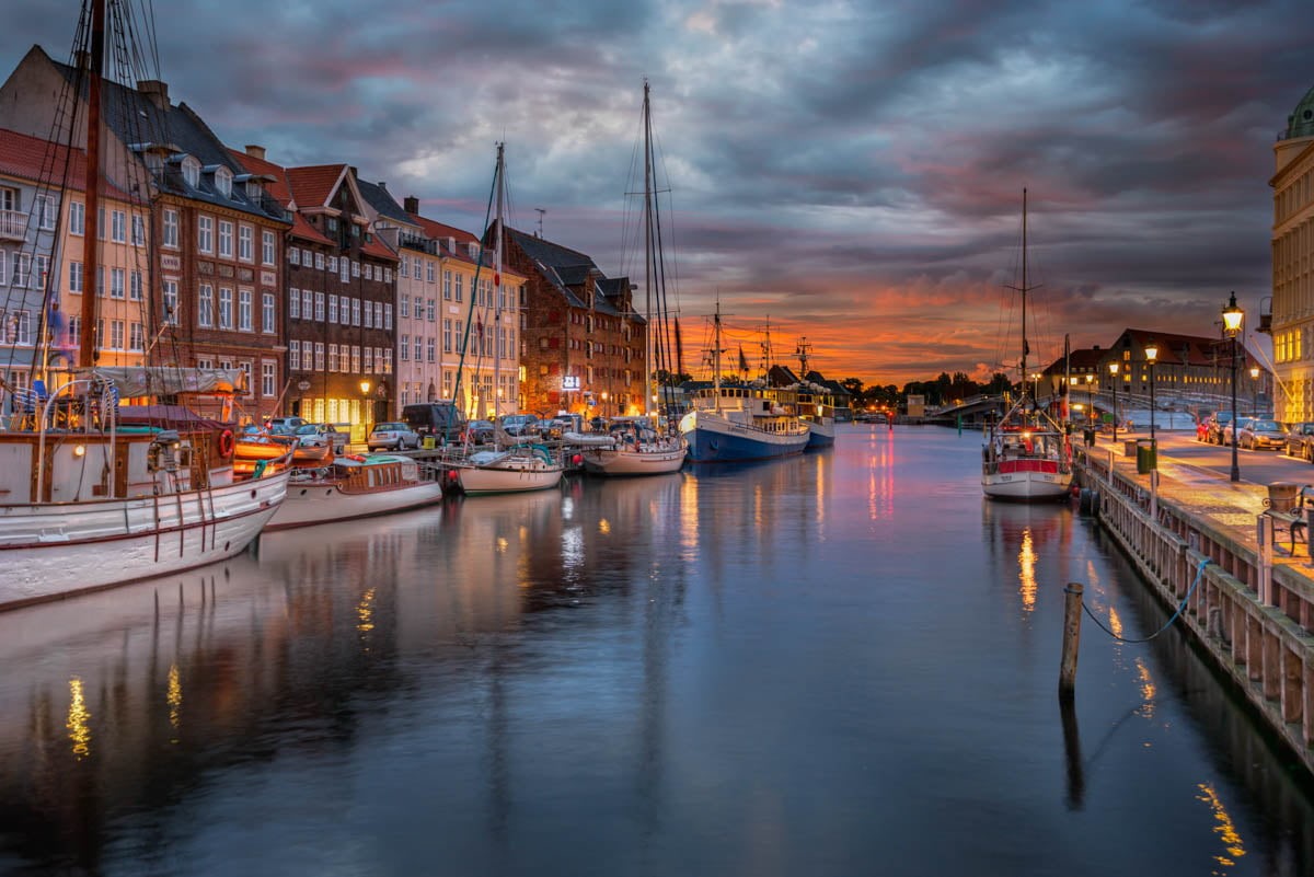 City, HDR, New Harbor, Digital Art, København, beside, golden, Nyhavn, night, architecture, europe, Before Sunrise, DK, pier, golden hour, Clouds, Realism, HD Wallpaper