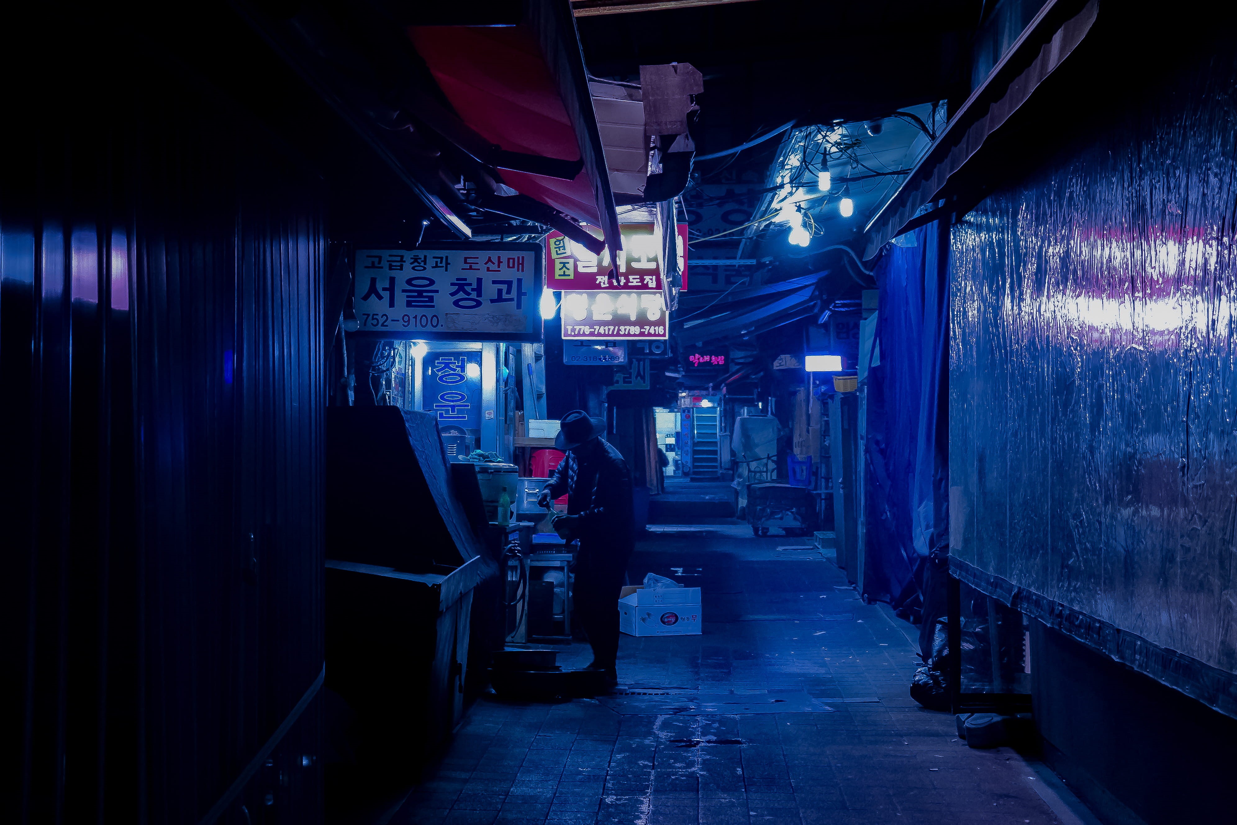 architecture, urban, lighting, lighting equipment, seoul, nightlife, direction, text, communication, sign, 4K, beside, wall, land vehicle, no people, light, HD Wallpaper