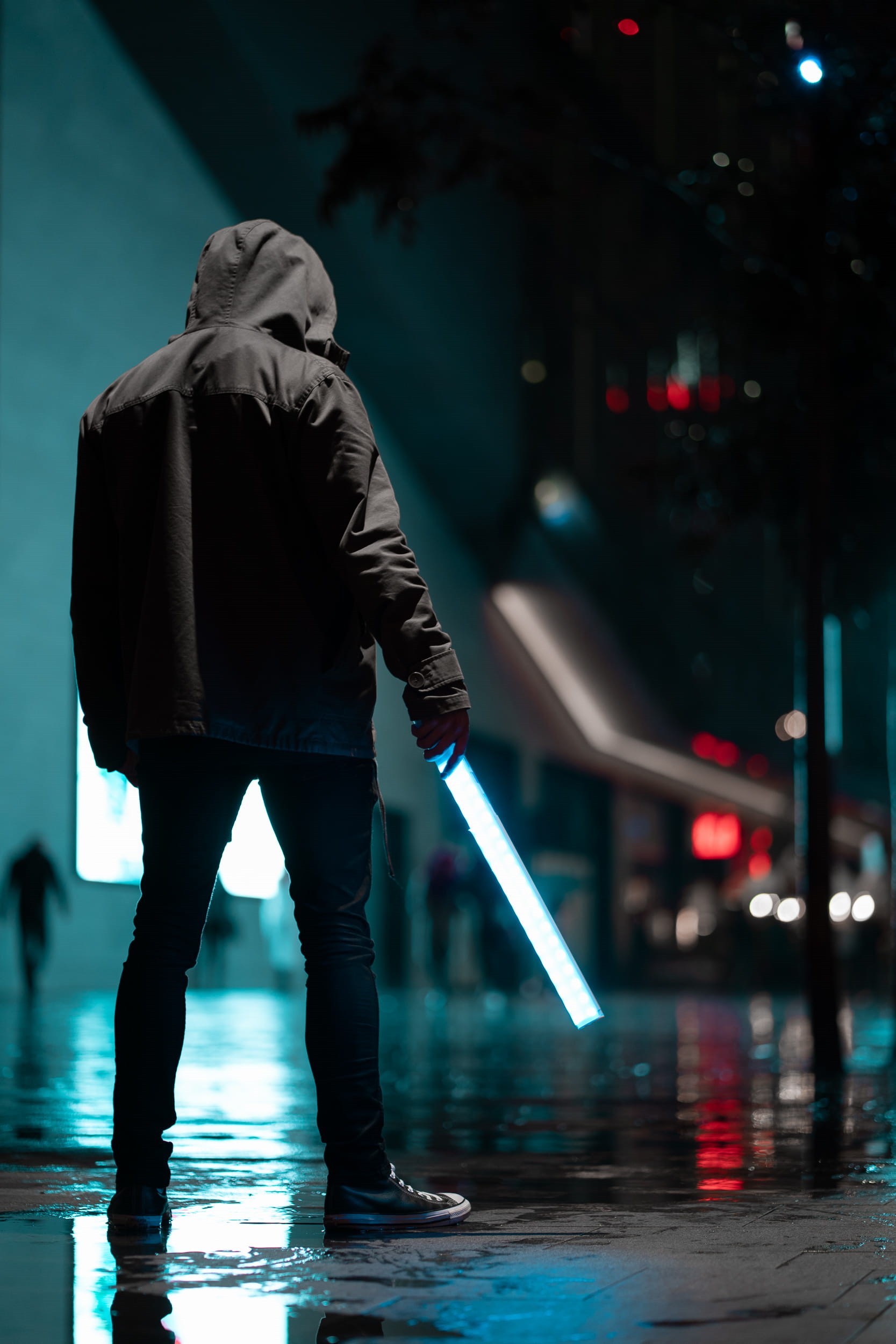 road, portrait, lifestyles, city, energy, night, adult, focus on foreground, glow stick, rear view, fashion, light stick, casual clothing, urban, back view, Phone HD Wallpaper