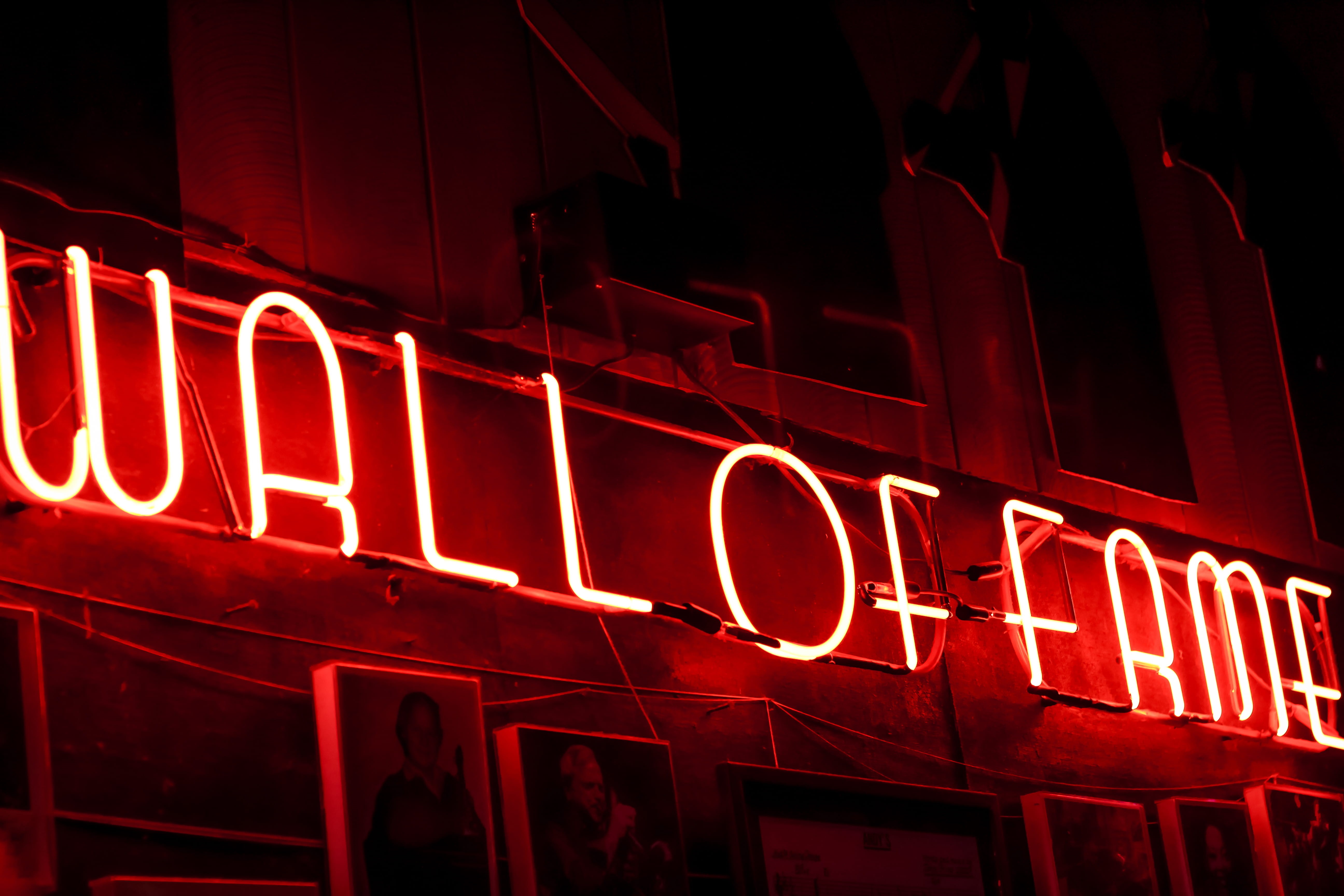 lighted, building exterior, sign, business, wall of fame, food and drink, light - natural phenomenon, no people, architecture, night, western script, dark, HD Wallpaper