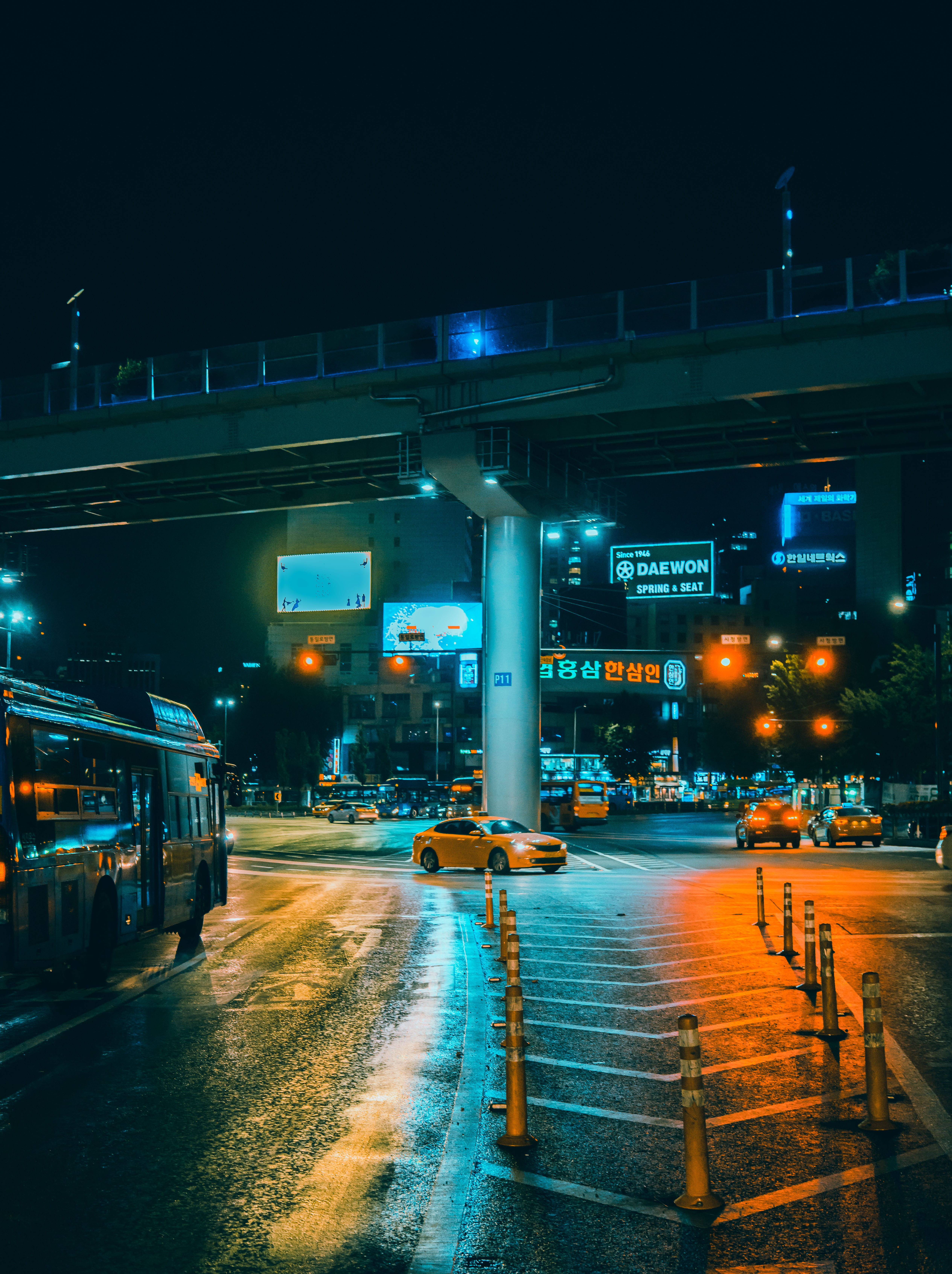 taxi, railway, bus, yellow, asium, built structure, south korea, vaporwave, motion, evening, building exterior, travel, wet, outdoors, mode of transportation, Phone HD Wallpaper
