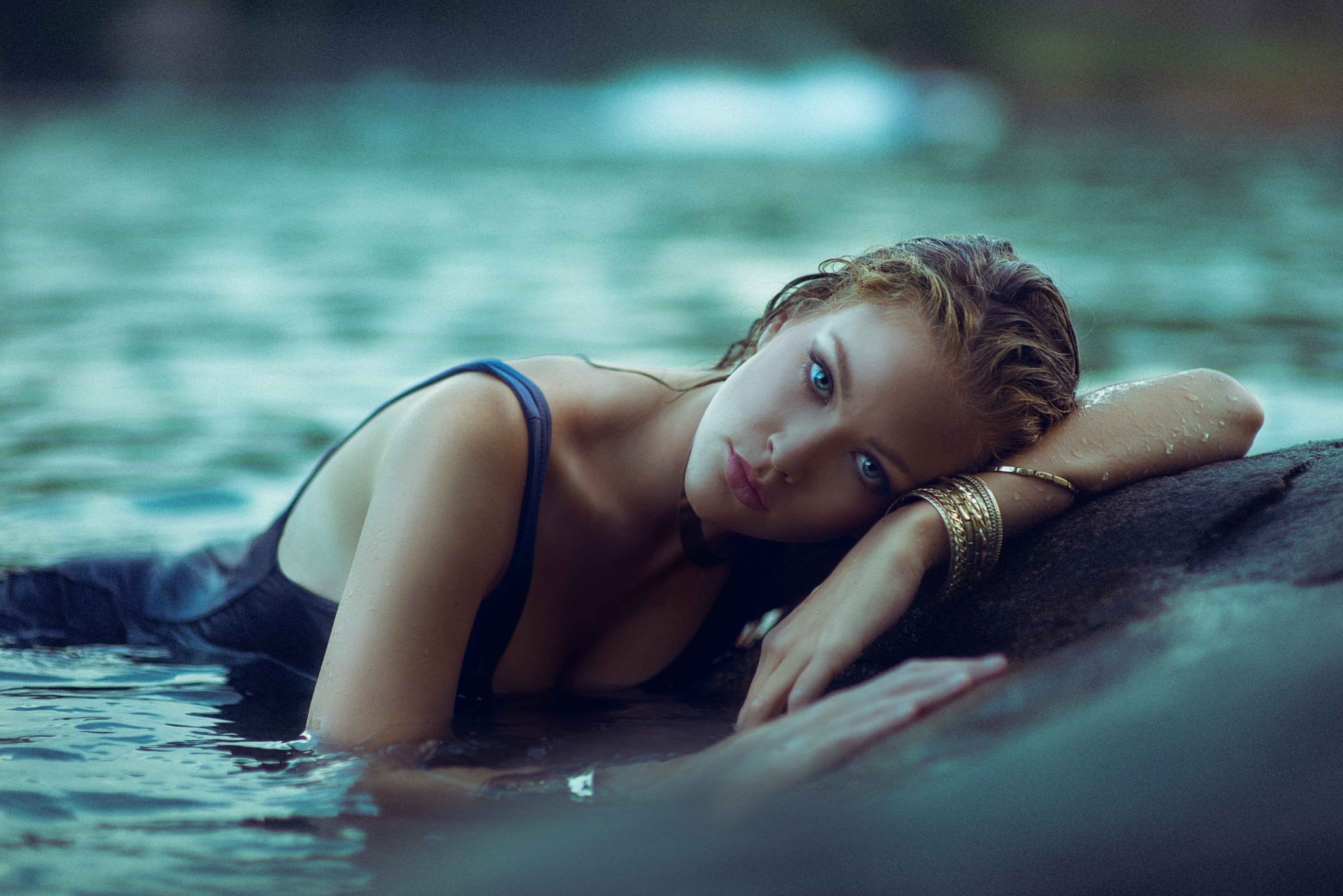 wet body, swimming pool, relaxation, young adult, headshot, women, river, looking at camera, swimwear, lying down, beauty, selective focus, one person, HD Wallpaper