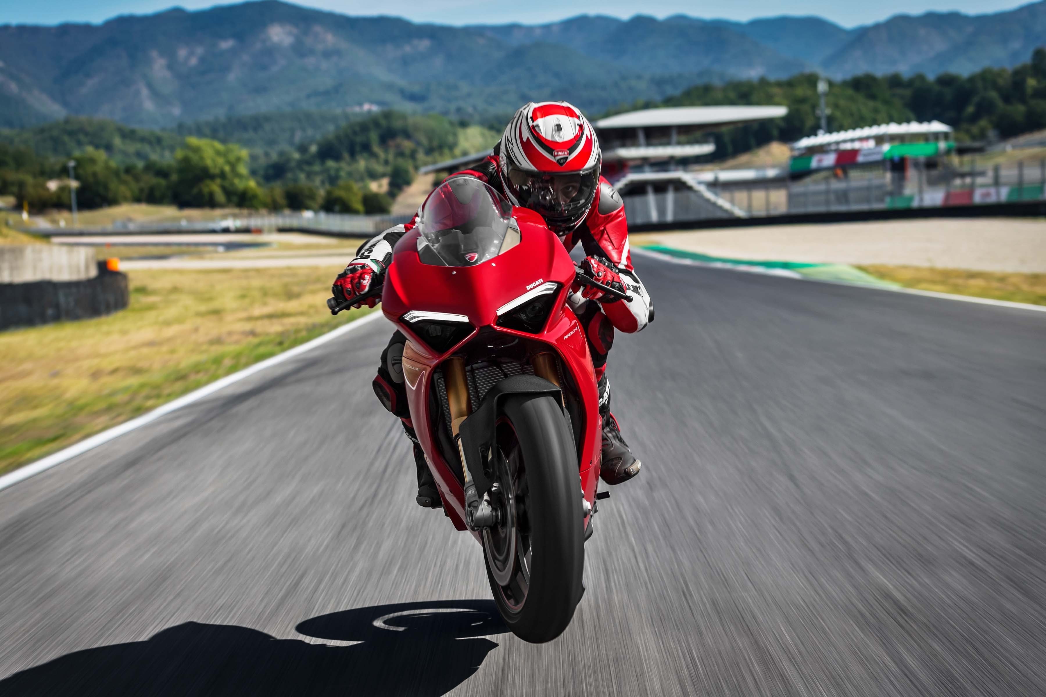 Ducati Panigale V4 S, 4K, 2K, 2018, HD Wallpaper