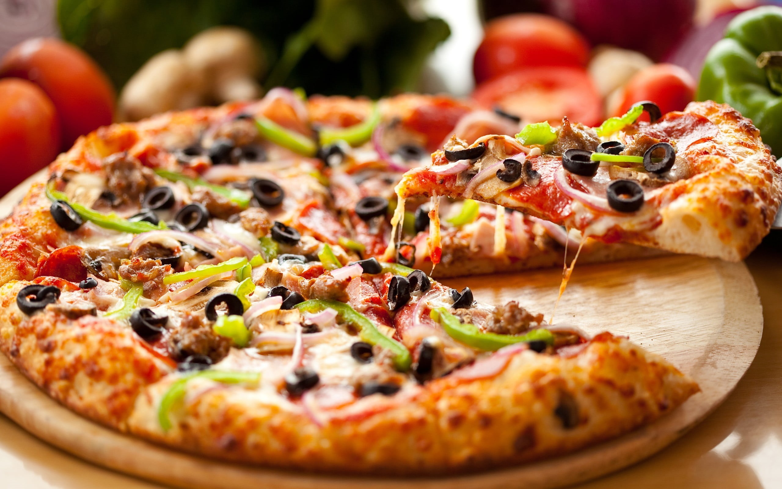 pizzeria, processed meat, unhealthy eating, food and drink, olive, vegetable, black olive, mushroom, snack, pepperoni, sausage, herb, dairy product, fruit, HD Wallpaper