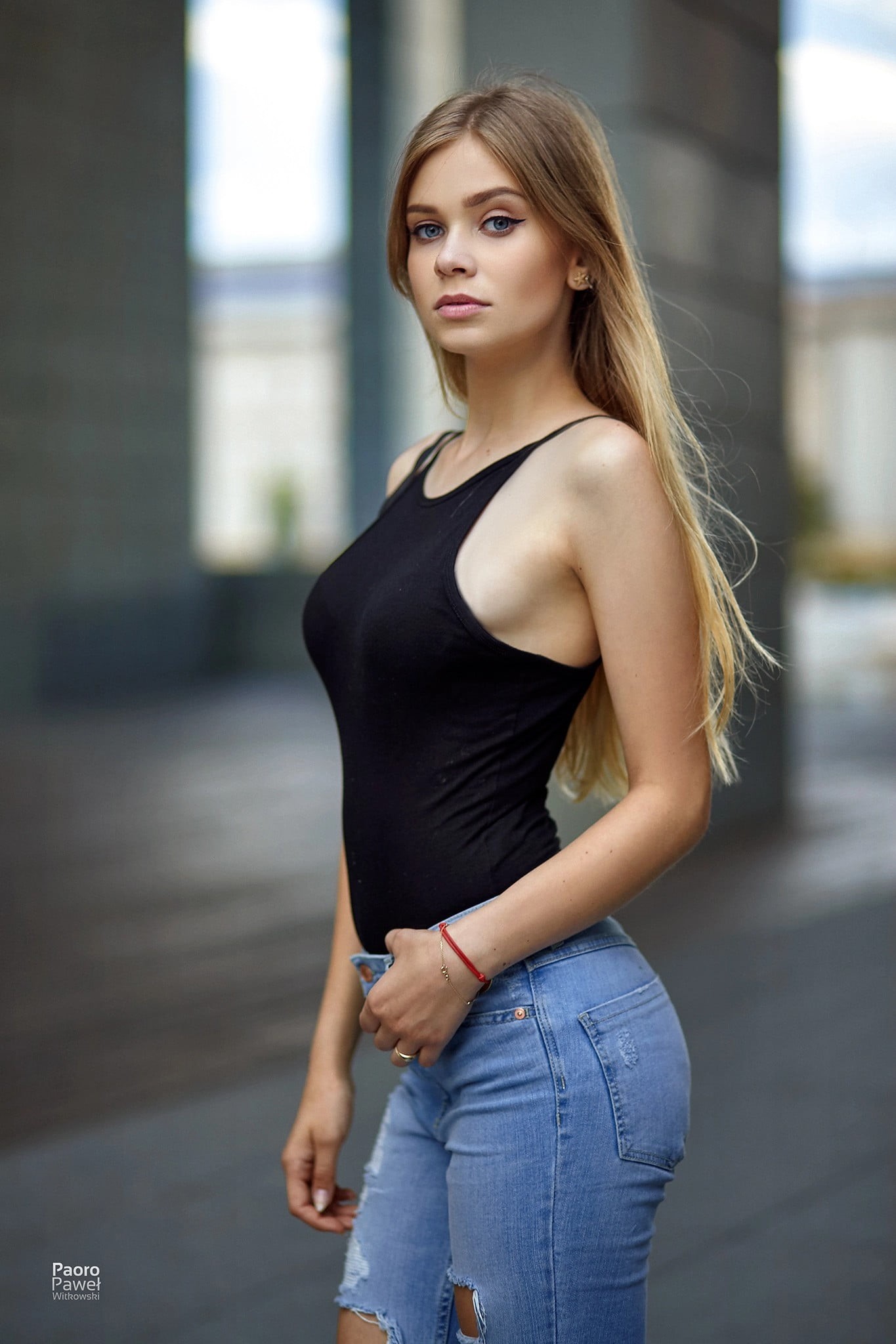 women, women outdoors, straight hair, blue eyes, portrait display, jeans, bare shoulders, 1080P, watermarked, Paweł Paoro Witkowski, black tops, depth of field, Phone HD Wallpaper