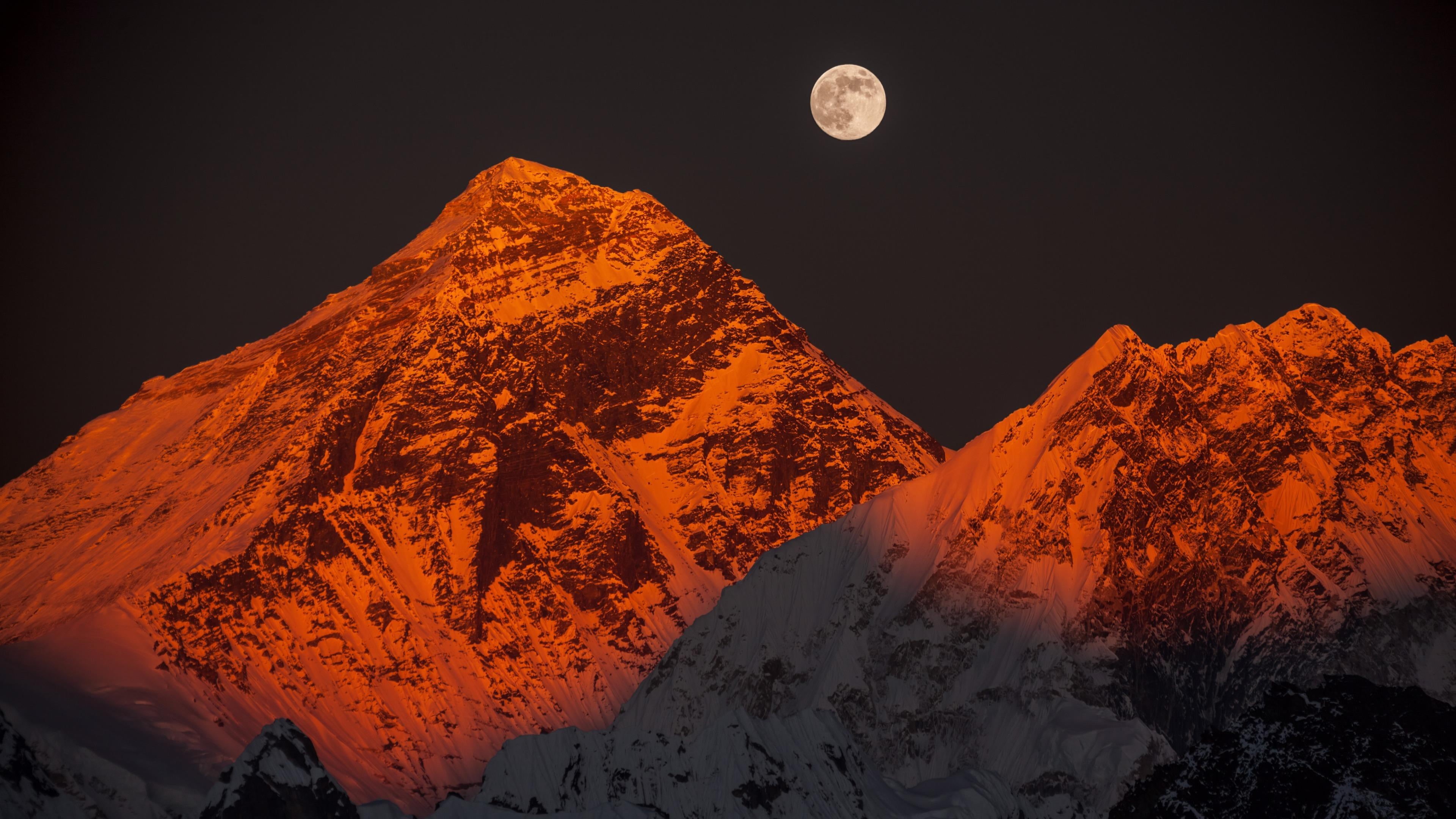 beauty in nature, moon, snowcap, formation, sunset, outdoors, astronomy, mount everest, peak, nepal, himalaya, full moon, tranquility, idyllic, non-urban scene, HD Wallpaper