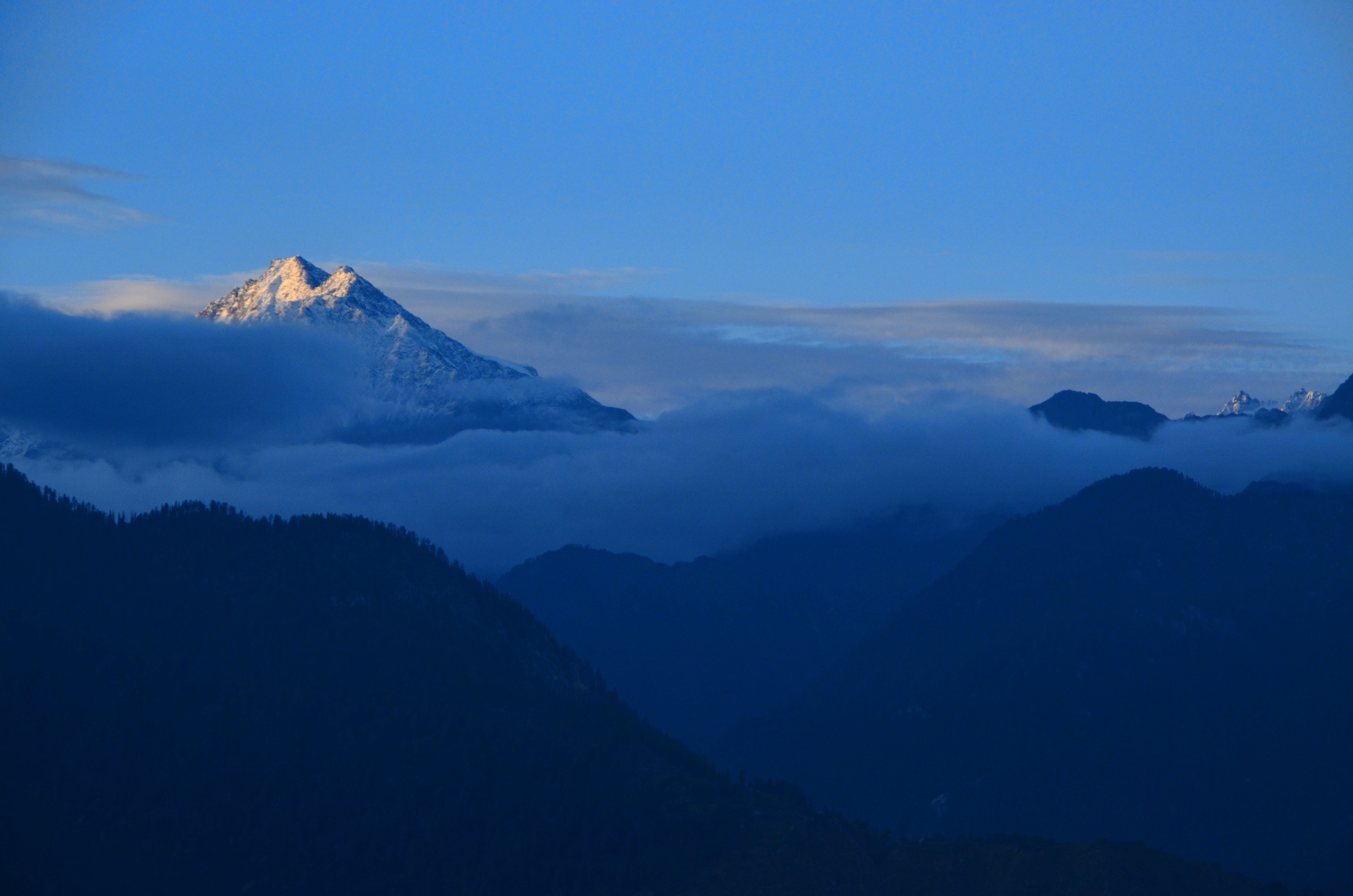 no people, cloud - sky, scenics - nature, cold temperature, environment, mountain peak, 4K, snowcapped mountain, tourism, non-urban scene, outdoors, travel, HD Wallpaper