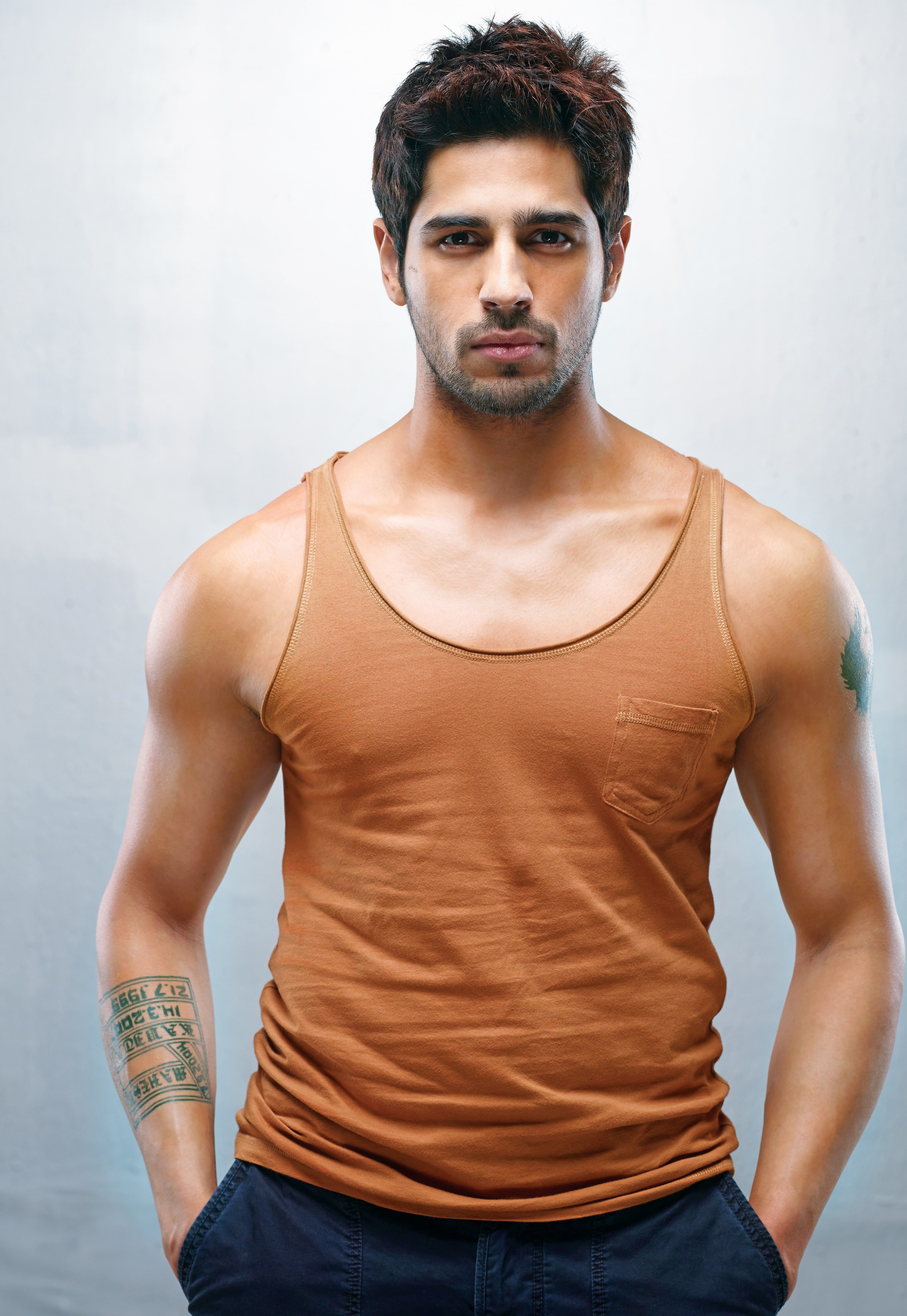 hairstyle, human face, males, confidence, men, ek, young men, hair, portrait, jeans, facial hair, studio shot, adult, body part, 4K, masculinity, sidharth, Phone HD Wallpaper